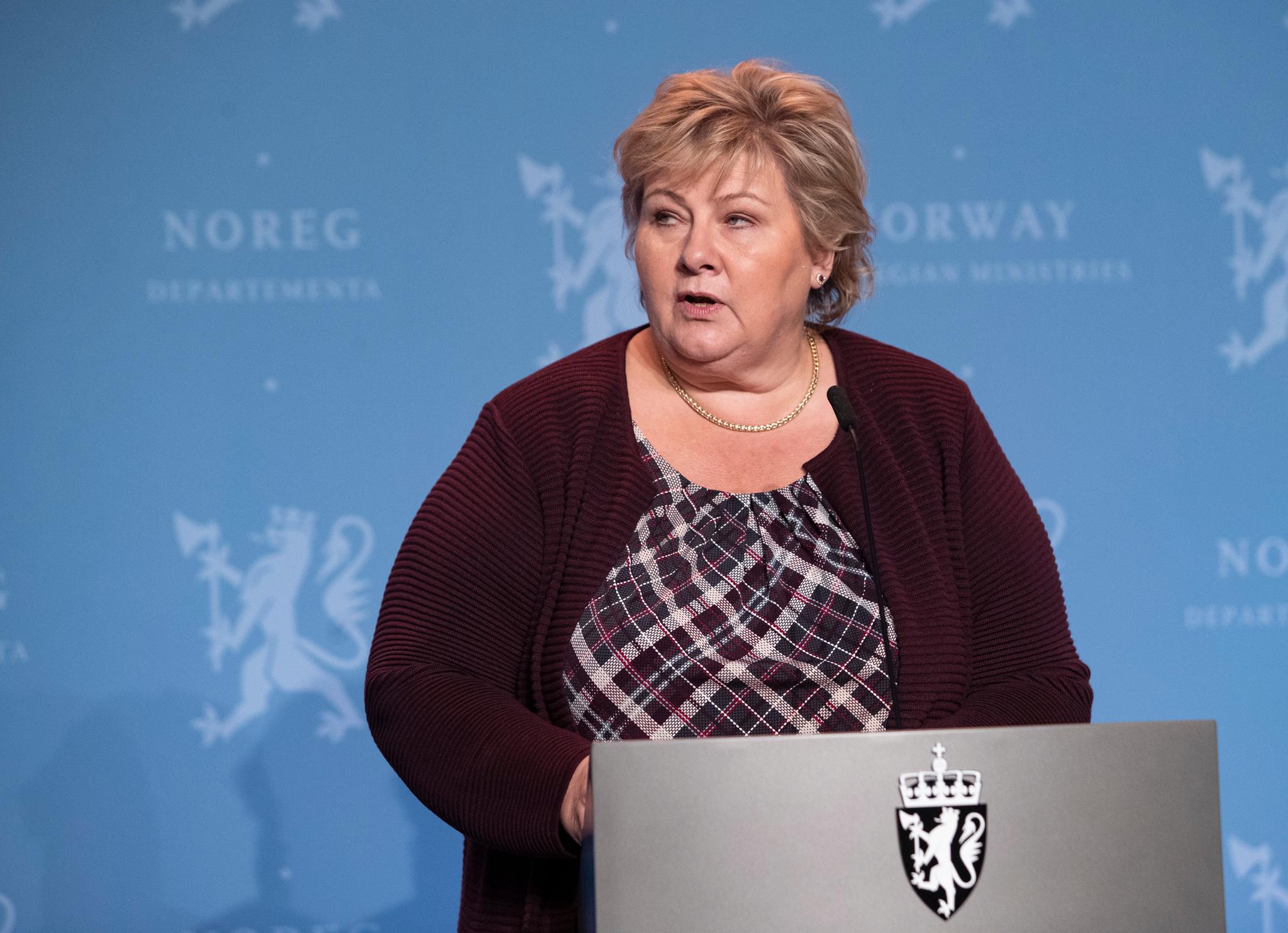 Statsminister Erna Solberg (H) la mandag ettermiddag frem nye nasjonale tiltak. 