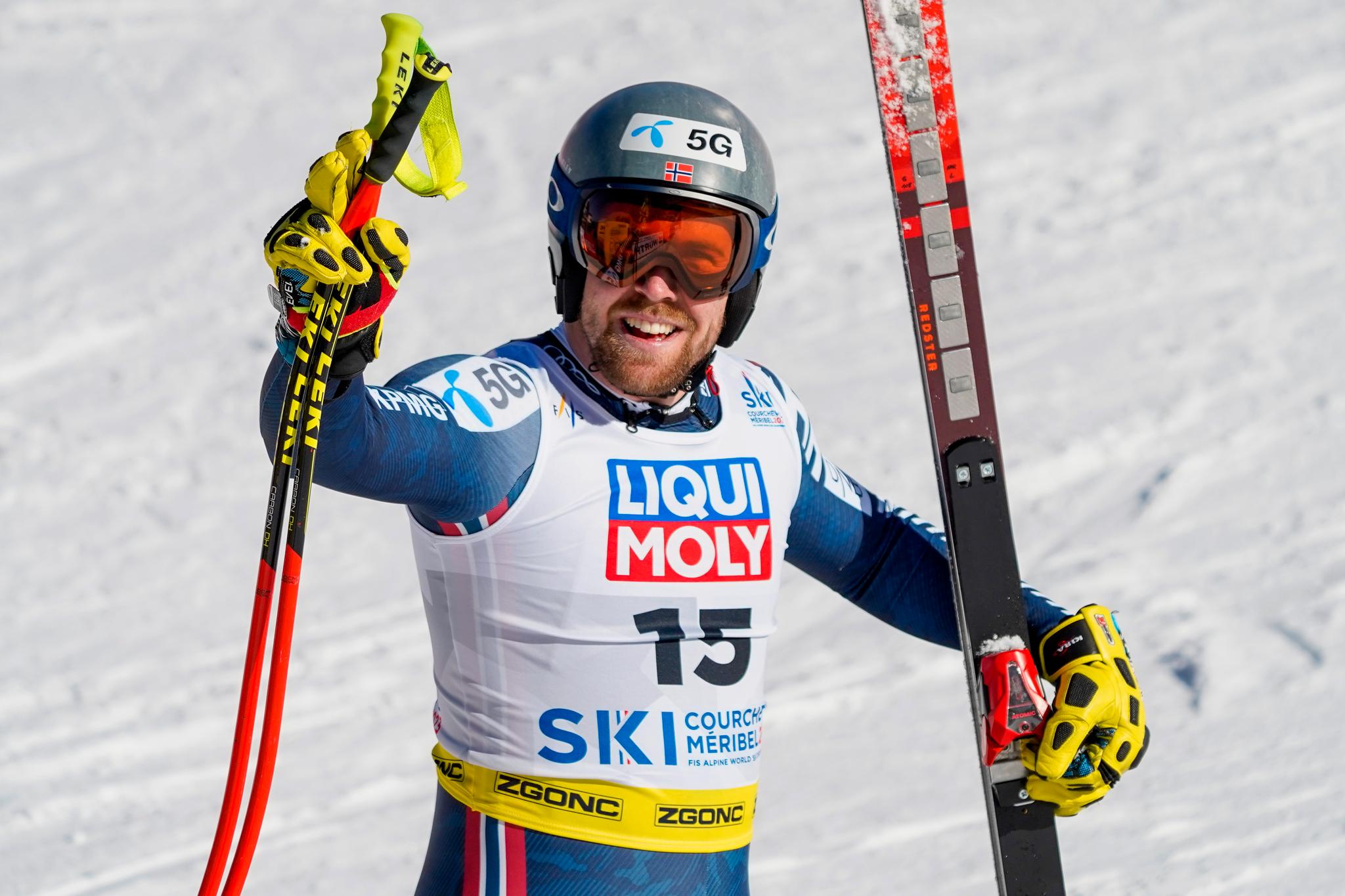 Aleksander Aamodt Kilde i målområdet under søndagens utforrenn i alpin-VM.