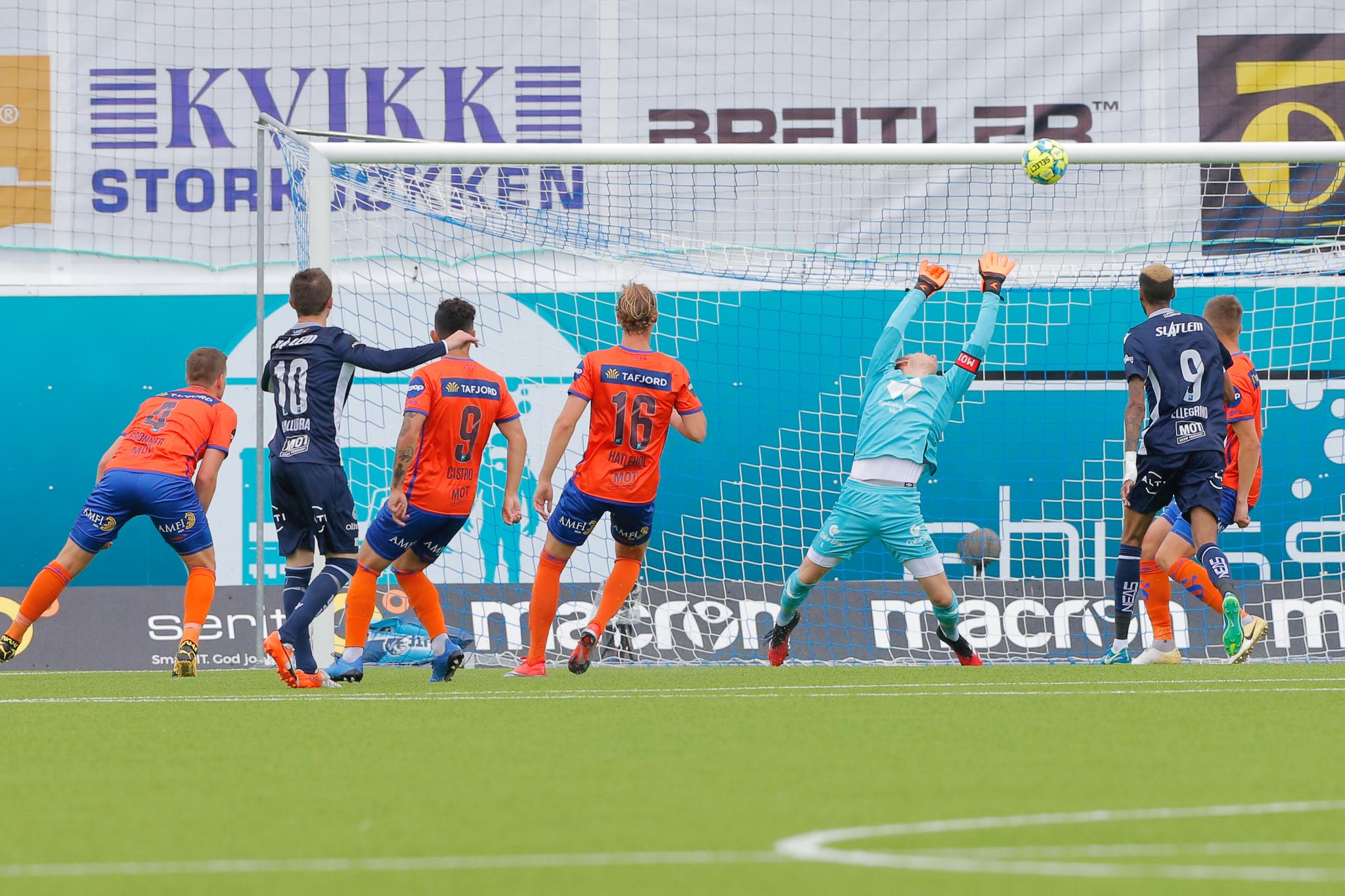 Aalesund ble utspilt og knust 7-2 av Kristiansund i Eliteserien søndag. 