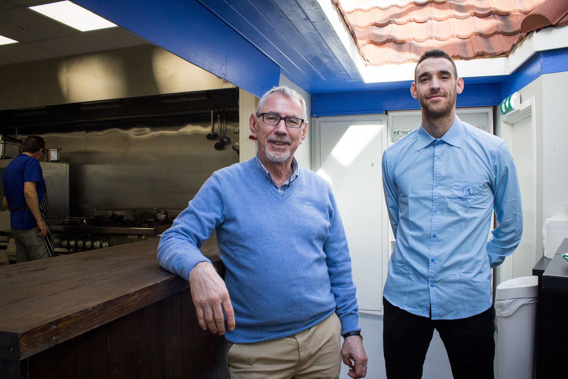 Hajdar og Mergim Gashi har hatt ansvaret for å starte opp familierestauranten i Sølvberggata. Med på laget er også Mergims bror og mor. 