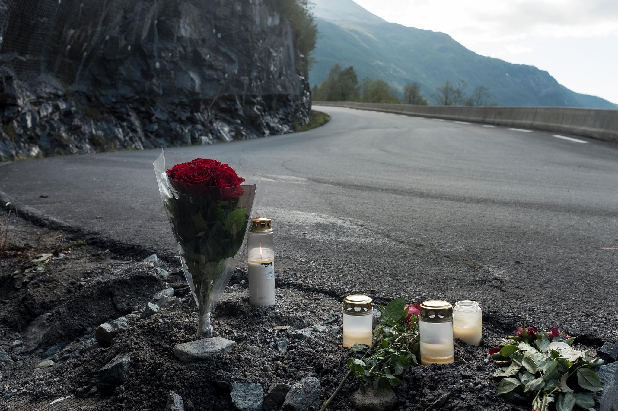 Tre kvinner og to menn omkom da en amerikansk veteranbil kjørte inn i en fjellvegg på Rjukan nær Gaustatoppen i september 2018. Foto: Carina Johansen / NTB scanpix