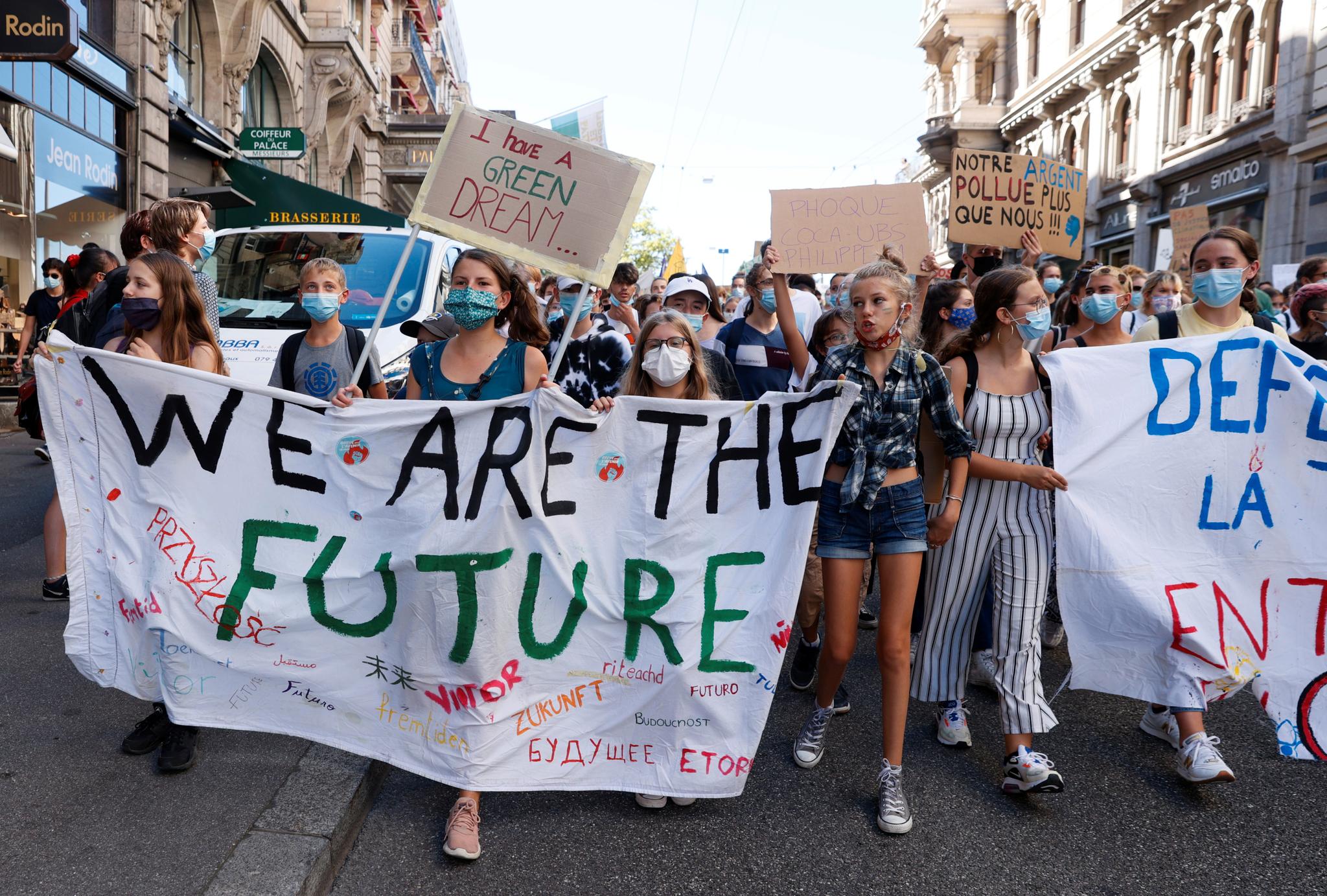 Sveitsiske ungdommer demonstrerte for klima tidligere i år.