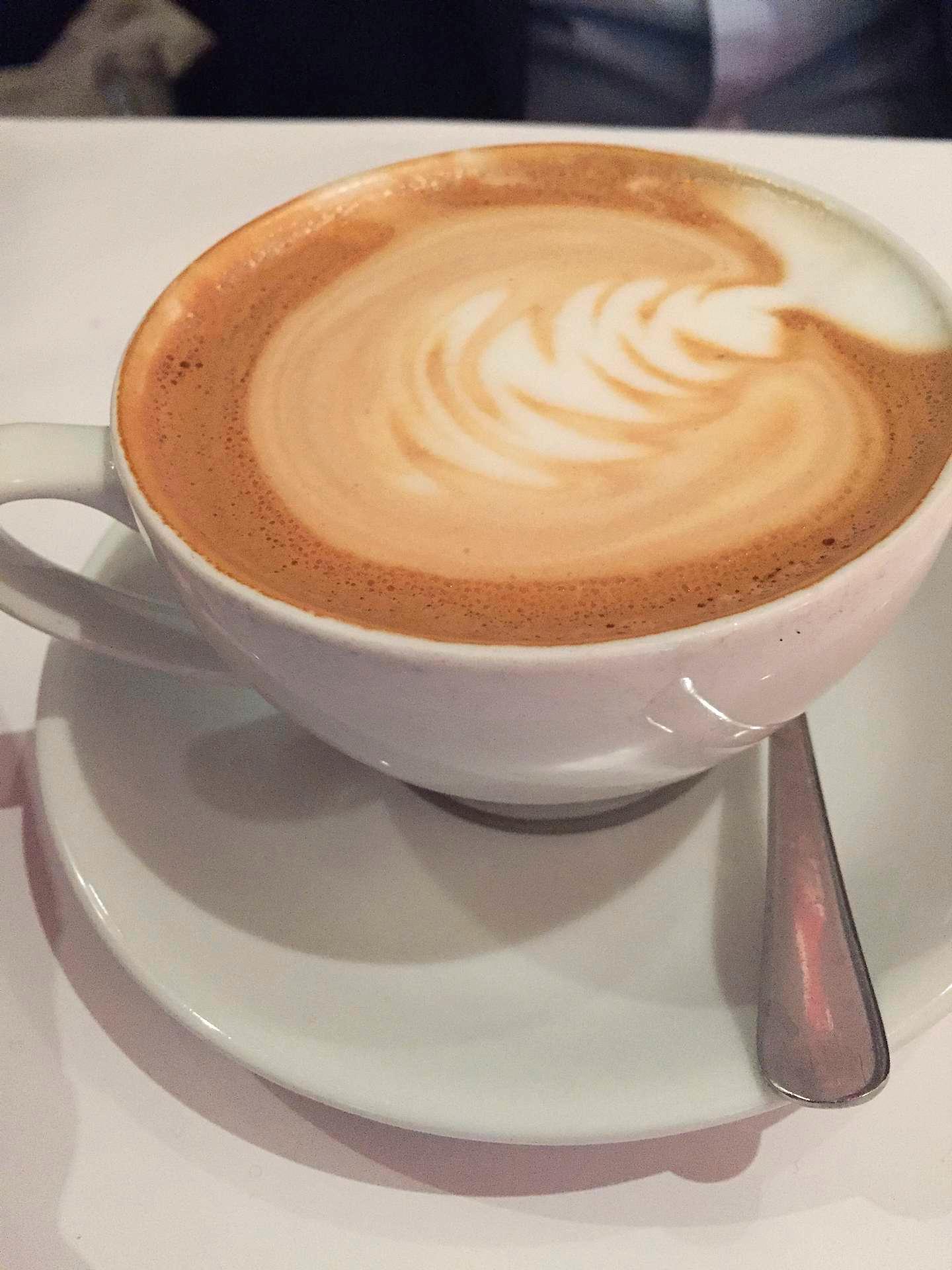 Caffe latte i Den Franske Sal