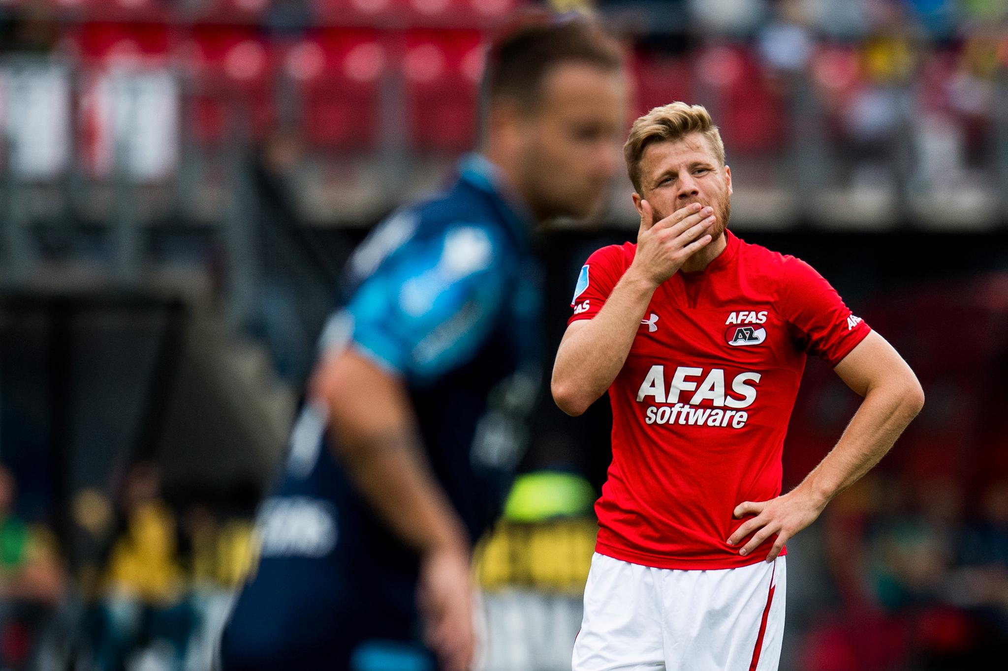 Fredrik Midtsjø under Alkmaars kamp mot Vitesse og Martin Ødegaard sist helg. Snart er det ny landslagssamling for trønderen.