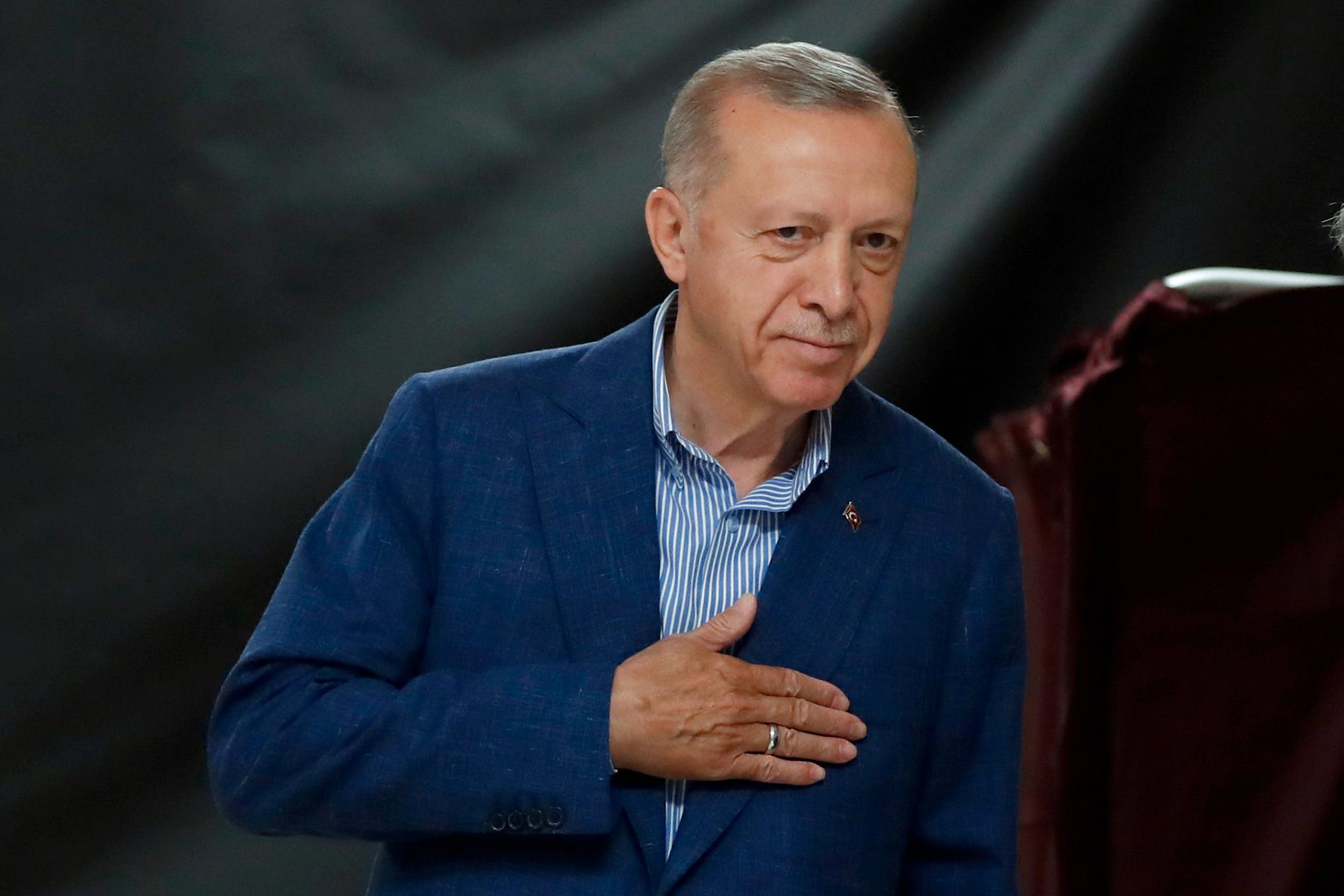 Erdogan på vei mot gjenvalg – støttespillere jubler