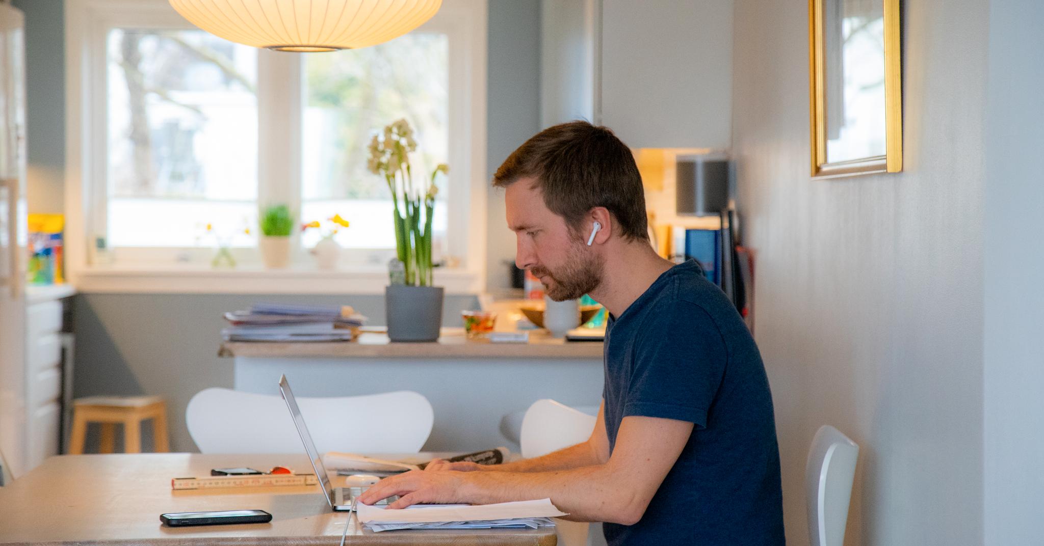 50 prosent av norske arbeidstagere kan fortsatt jobbe hjemmefra, ifølge AFI ved Oslo Met. 