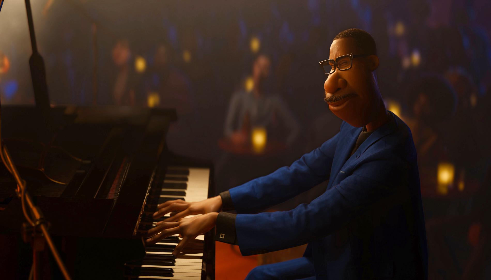 Disney/Pixars kinofilm nummer 23 er den første med en svart helt – som Jamie Foxx låner stemme til i originalversjonen. Den skulle hatt ble premiere i juni, så utsatt til november – og kommer nå i strømmetjenesten i desember i stedet. 