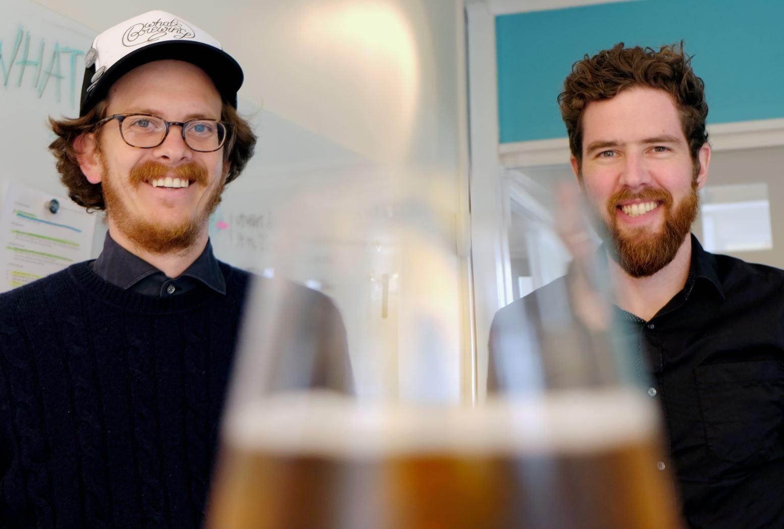 Andreas Melvær (t.v) og Anders Almås startet opp ølfestivalen Whats Brewing i Stavanger.