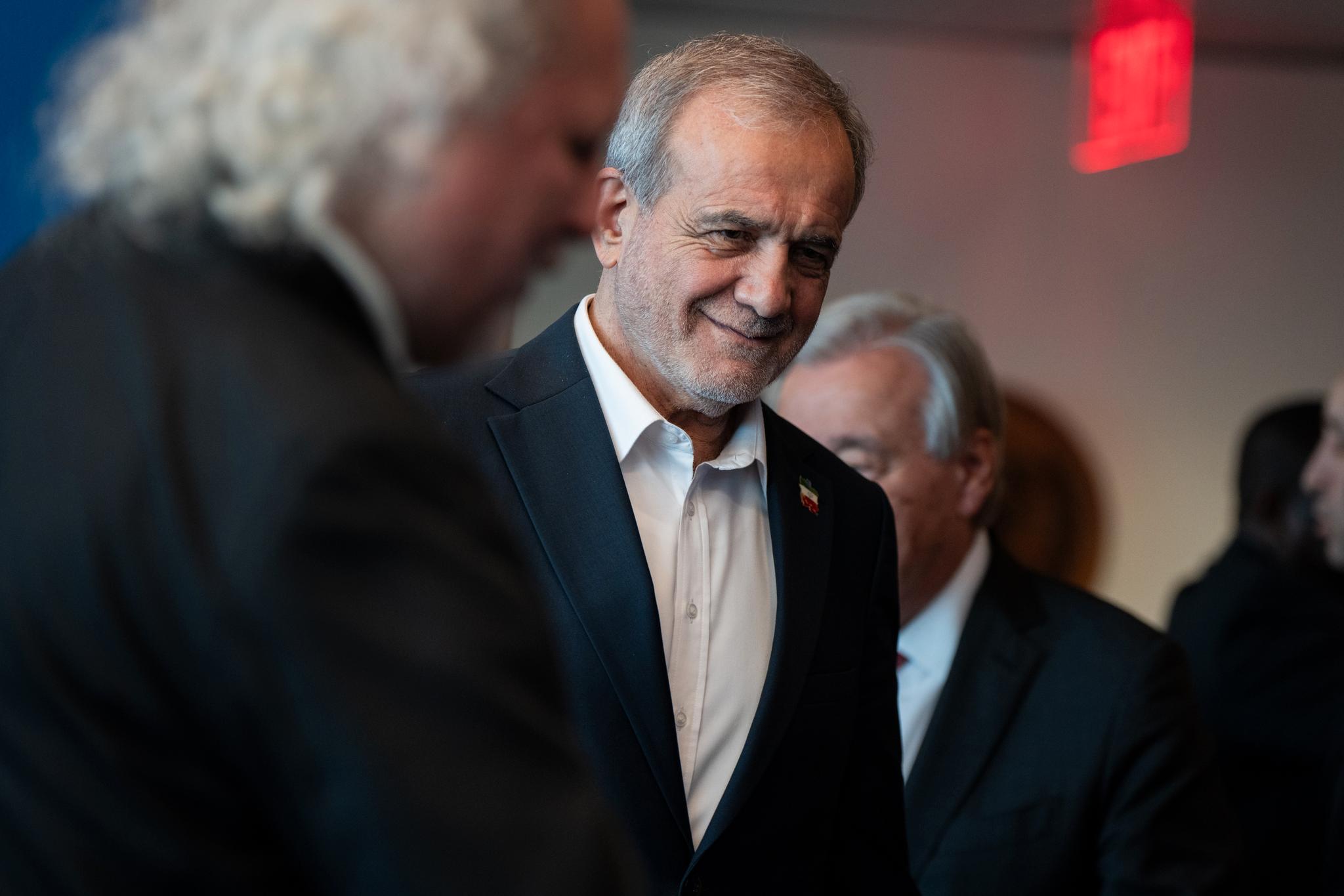 Irans president: Ingen planer om å forlate ikkespredningsavtalen