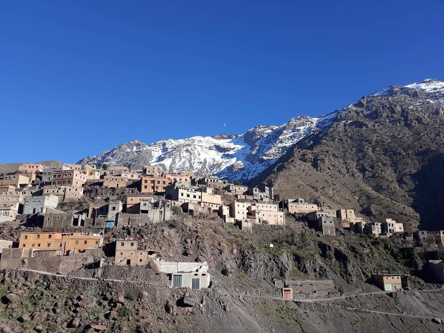  IMLIL:  De to kvinnene skal ha blitt funnet i et avsidesliggende fjellområde i nærheten av landsbyen Imlil i Atlasfjellene. i Marokko.  