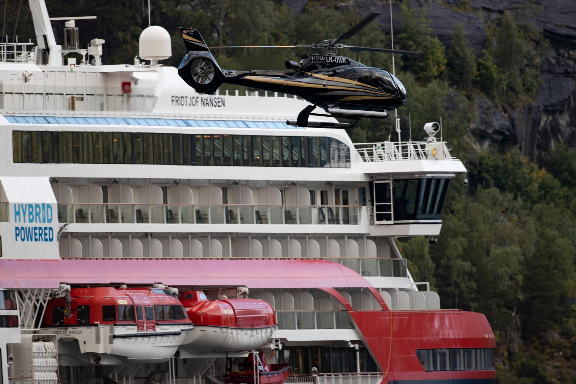 Hurtigruten bytter skipet MS Hurtigruten, som er blitt benyttet som hotell i anledning innspilling av den neste «Mission: Impossible»-filmen. Inn kommer MS Finnmarken, som har norsk flagg og mannskap. 