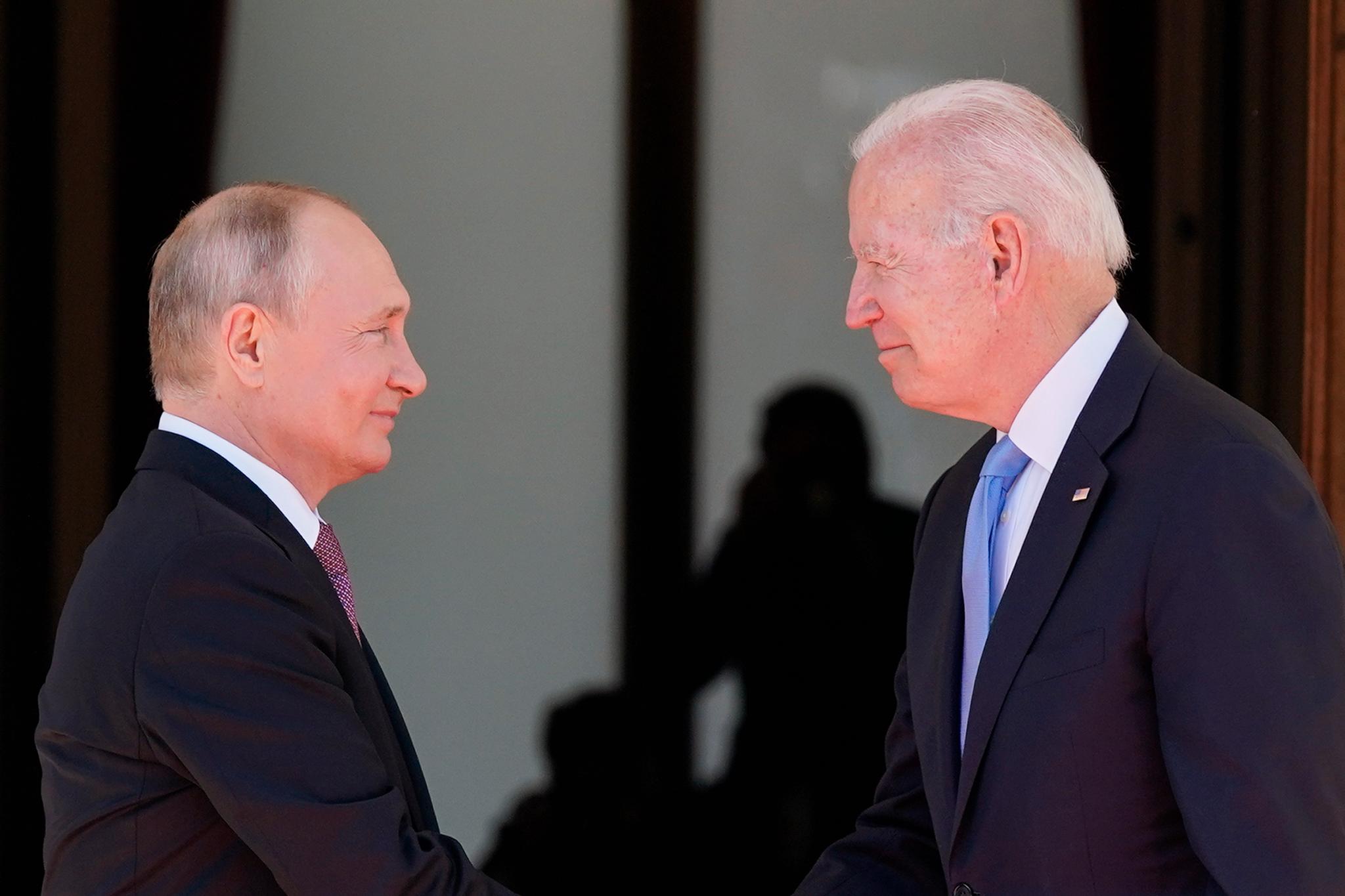 USAs president Joe Biden og Russland president Vladimir Putin møttes også i Genève i Sveits i juni. 