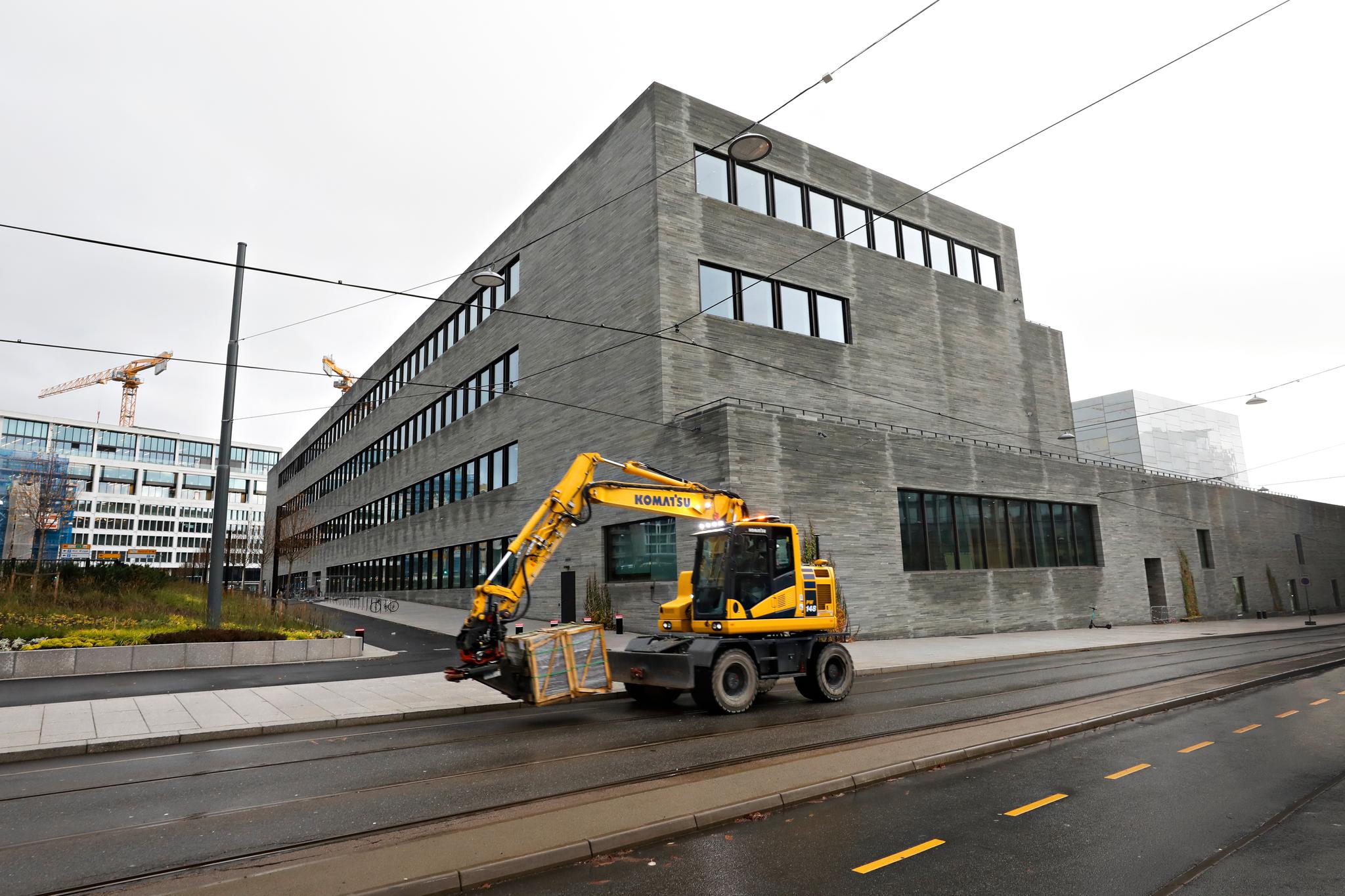 Det nye Nasjonalmuseet på Vestbanen i Oslo er ytterligere forsinket. Åpning blir ikke før i 2022.