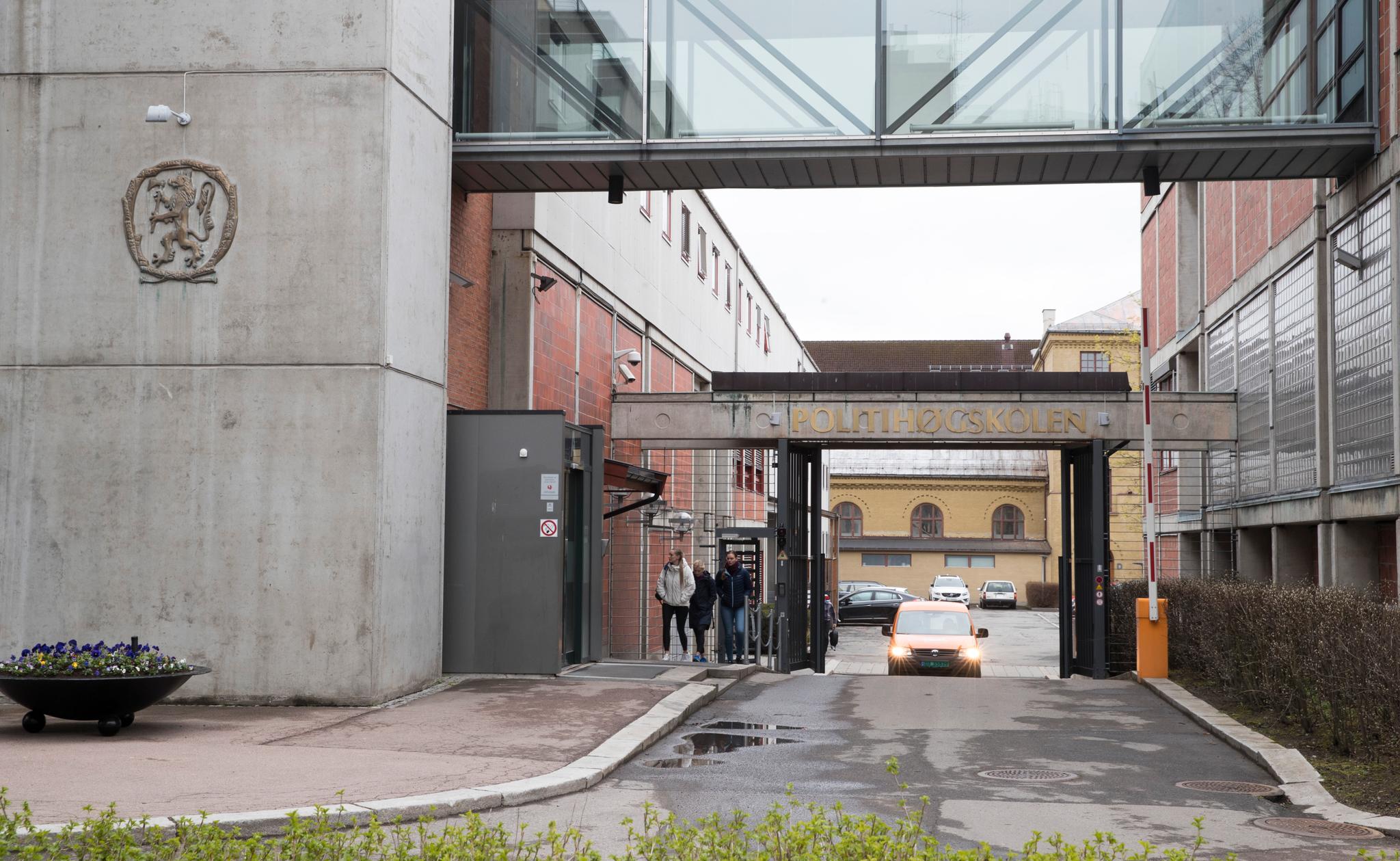 Politihøgskolen i Oslo er en statlig høyskole med ansvar for politiutdanningen i Norge. 