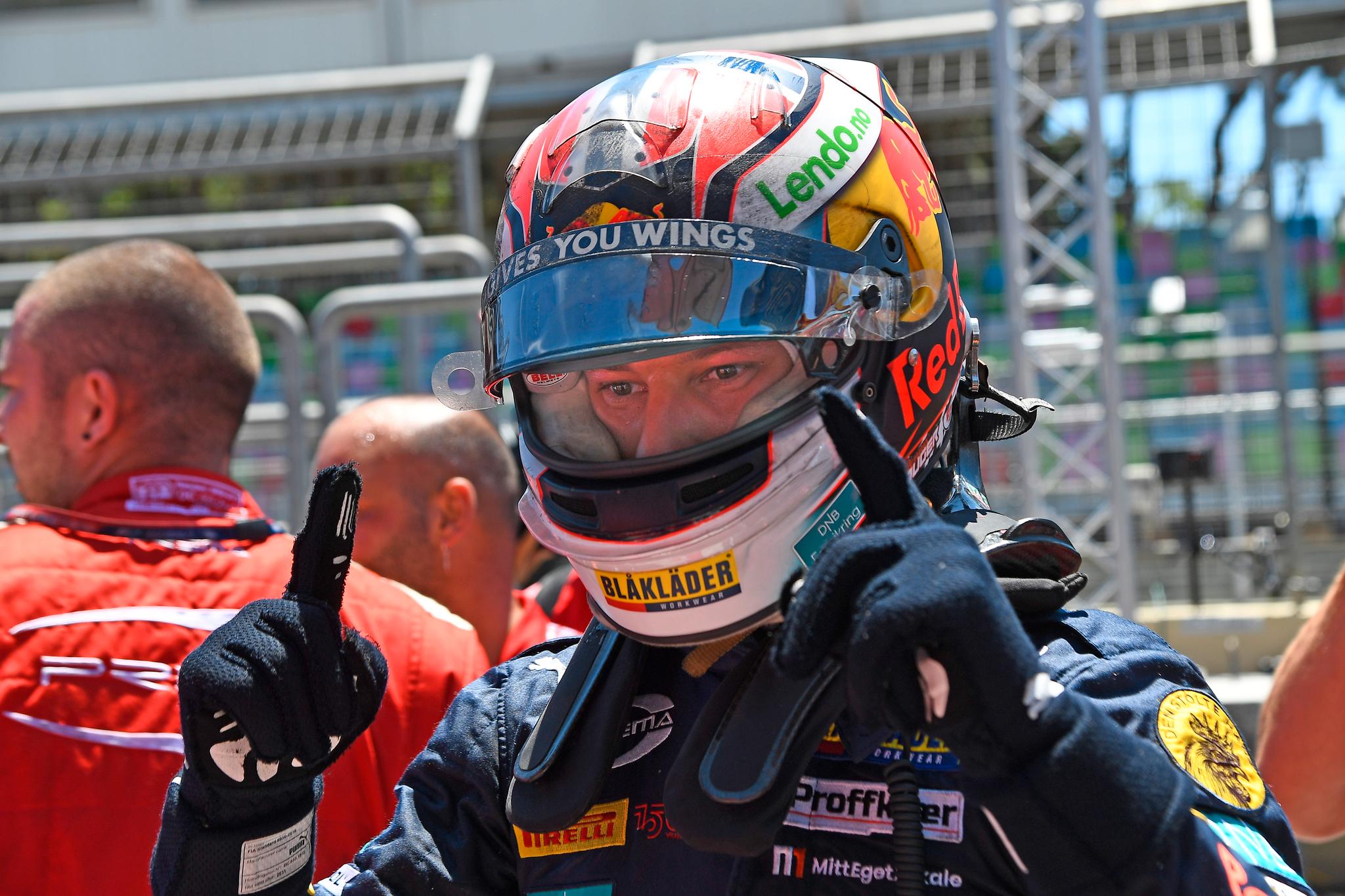 NORSK JUBELDAG: Dennis Hauger tok sin andre seier i Formel 2 - den første i hovedløpet.