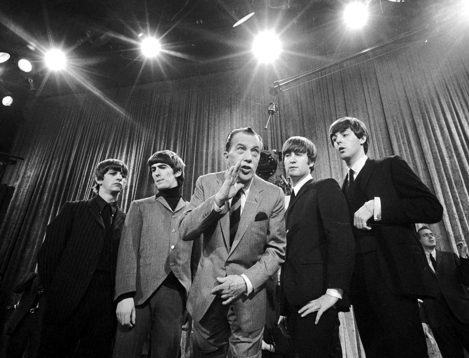 BEATLESMANIA: Beatles fikk sitt store gjennombrudd i USA da de spilte på Ed Sullivan Show 9. februar 1964. Programmet ble sett av 73 millioner mennesker, rekord i amerikansk TV-historie. ARKIVFOTO: AP
