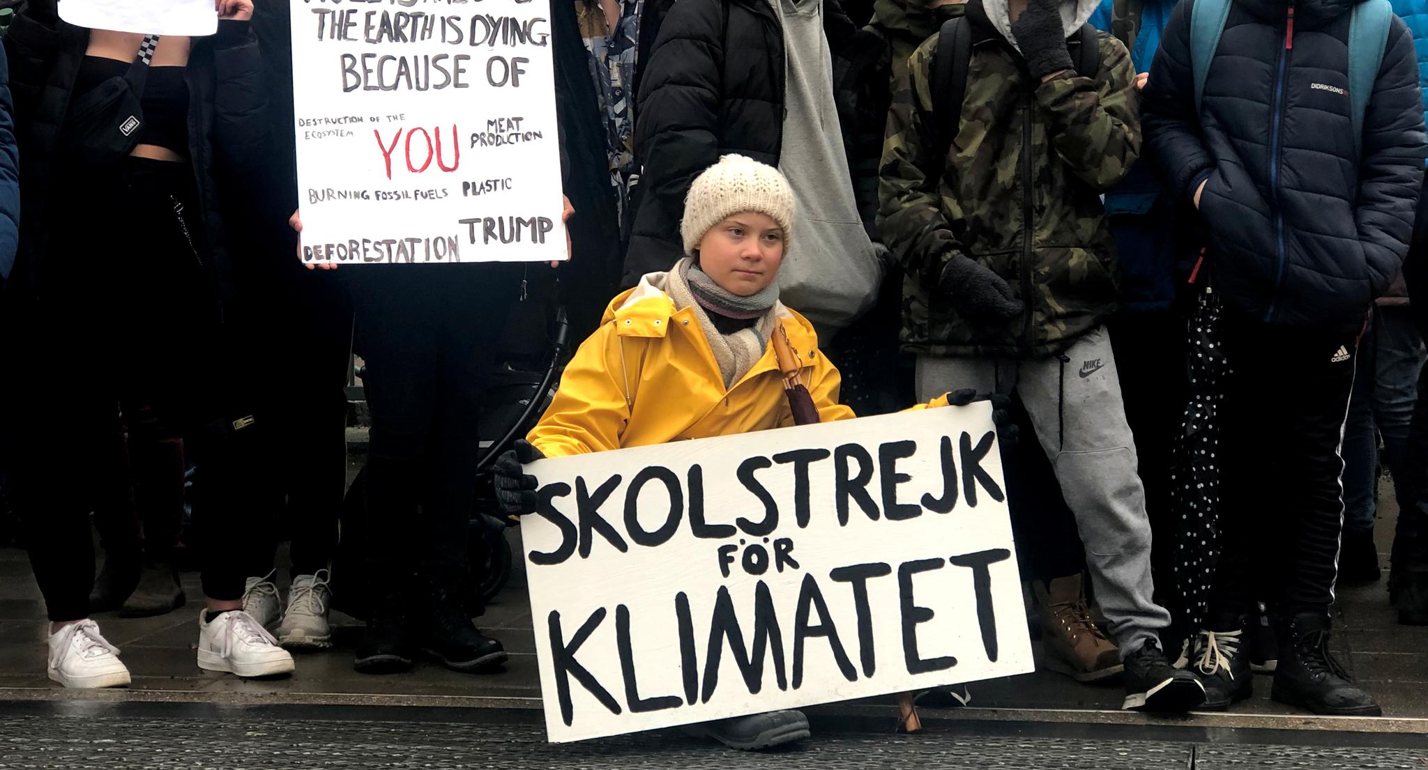 Fredag streiker skoleungdom over hele verden for klimaet. Ungdommene inspireres spesielt av 16 år gamle Greta Thunberg, som streiket i forkant av riksdagsvalget i Sverige. Bildet ble tatt 8. mars.