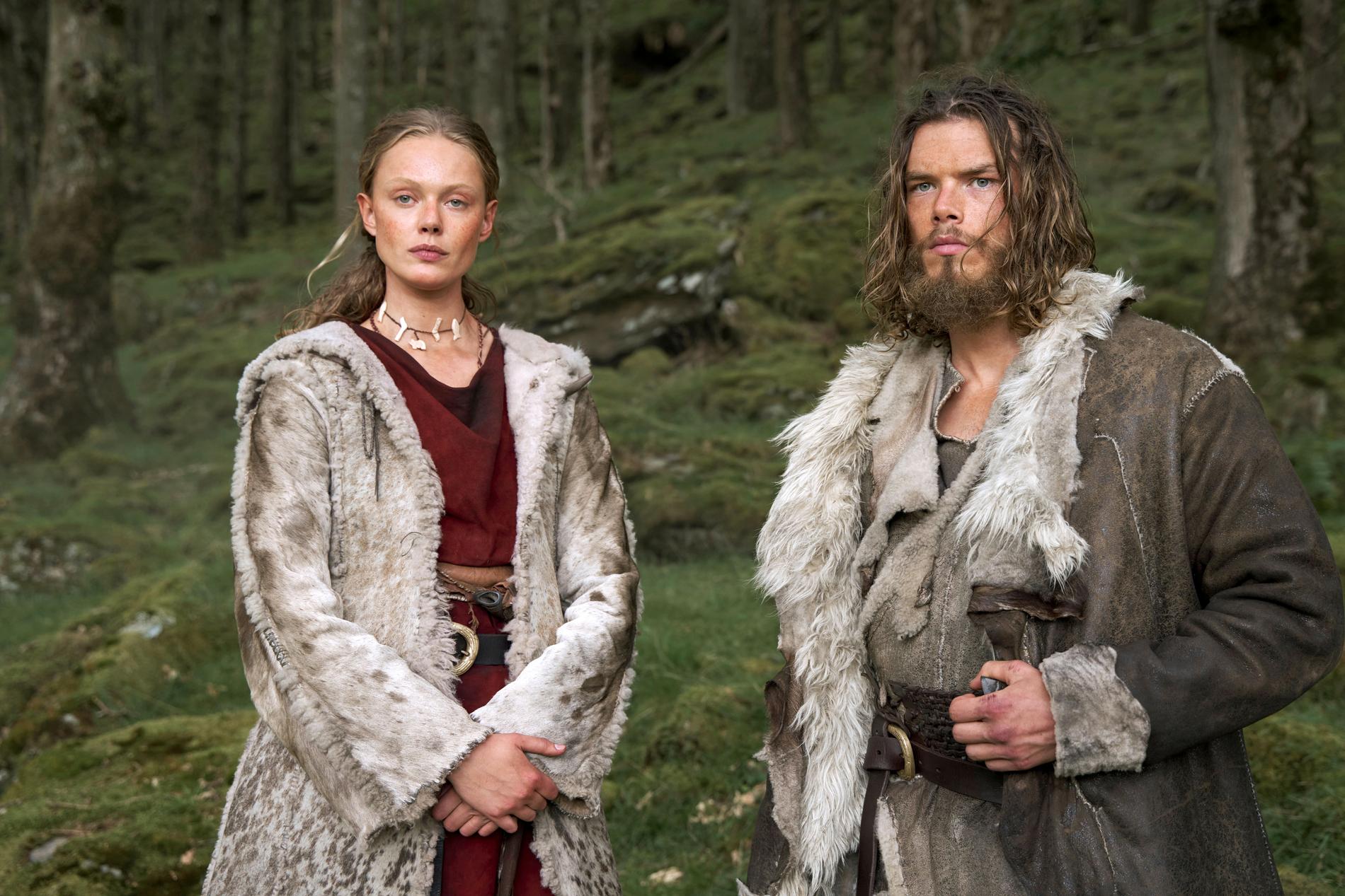 Svenske Frida Gustavsson spiller Freydis i «Vikings: Valhalla», her sammen med Sam Corlett som halvbroren Leiv Eiriksson. 