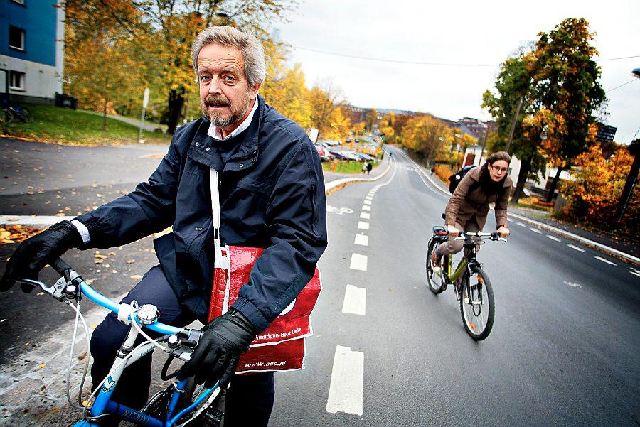 I Blindernveien drømmer Per Nordahl (62) seg et øyeblikk tilbake til sin tid i sykkelvennlige byer som Berlin, Hamburg og Amsterdam, der han har bodd og jobbet.