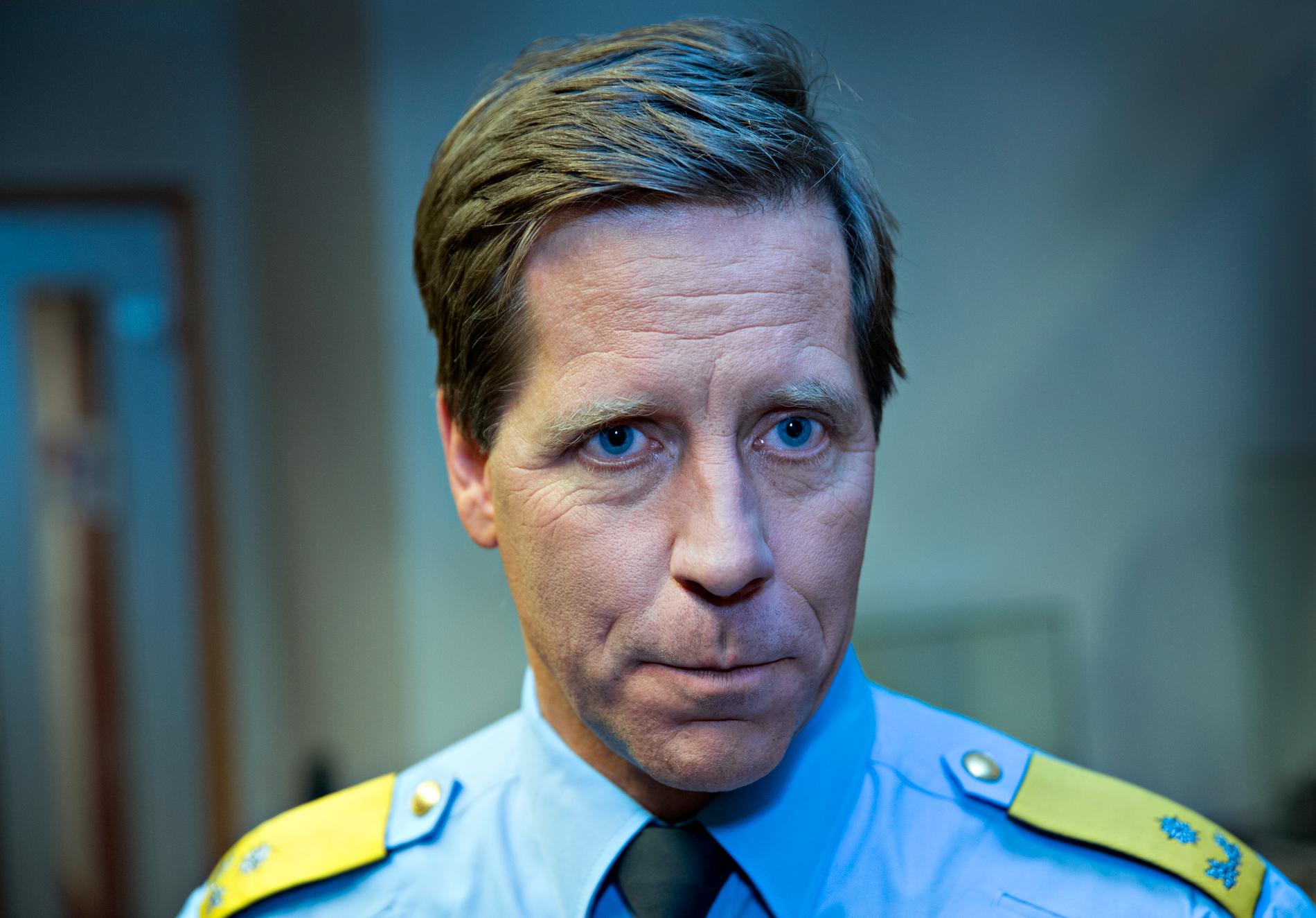 FLERE SPØRSMÅL: Visepolitimester Gunnar Fløystad sier at det var grunn til å stille flere spørsmål til den opprinnelige etterforskningen av dødsfallet.