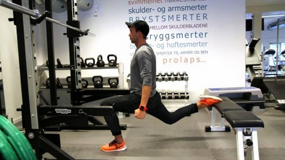Denne øvelsen er et godt alternativ til knebøy, mener Henrik Wietfeldt, som er fysioterapeut og personlig trener.