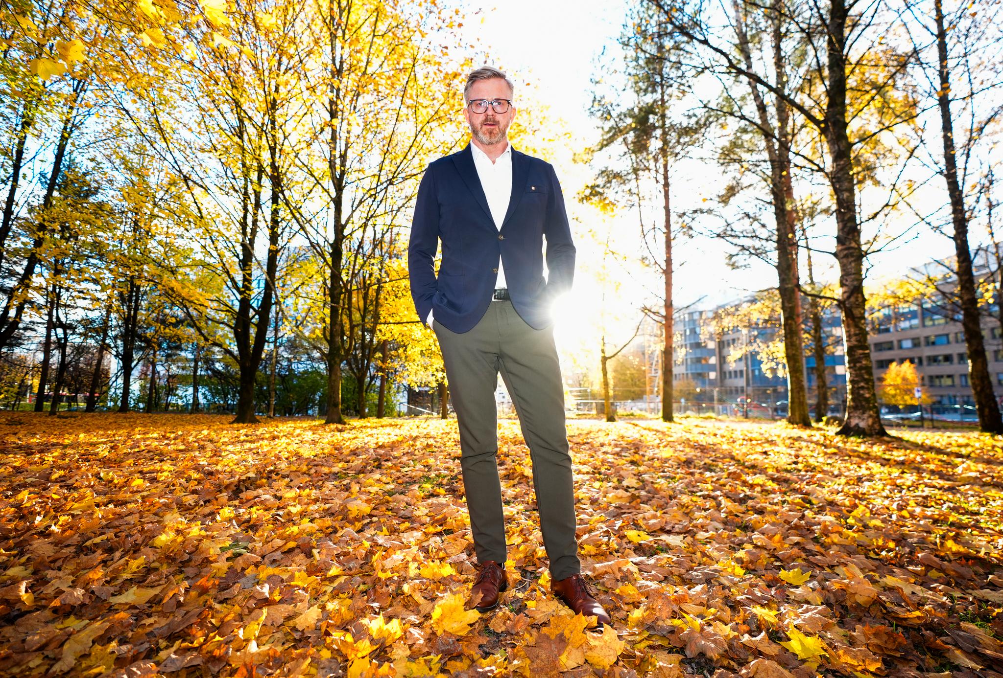 Lederlønnsdebatten: – Hvorfor en administrativ leder skal ha samme lønn som overlegene, skjønner jeg ikke