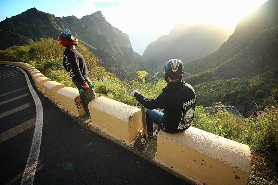 Nylig dro Mehus og kompisene til Tenerife, kun for å skate ned bakke etter bakke. 