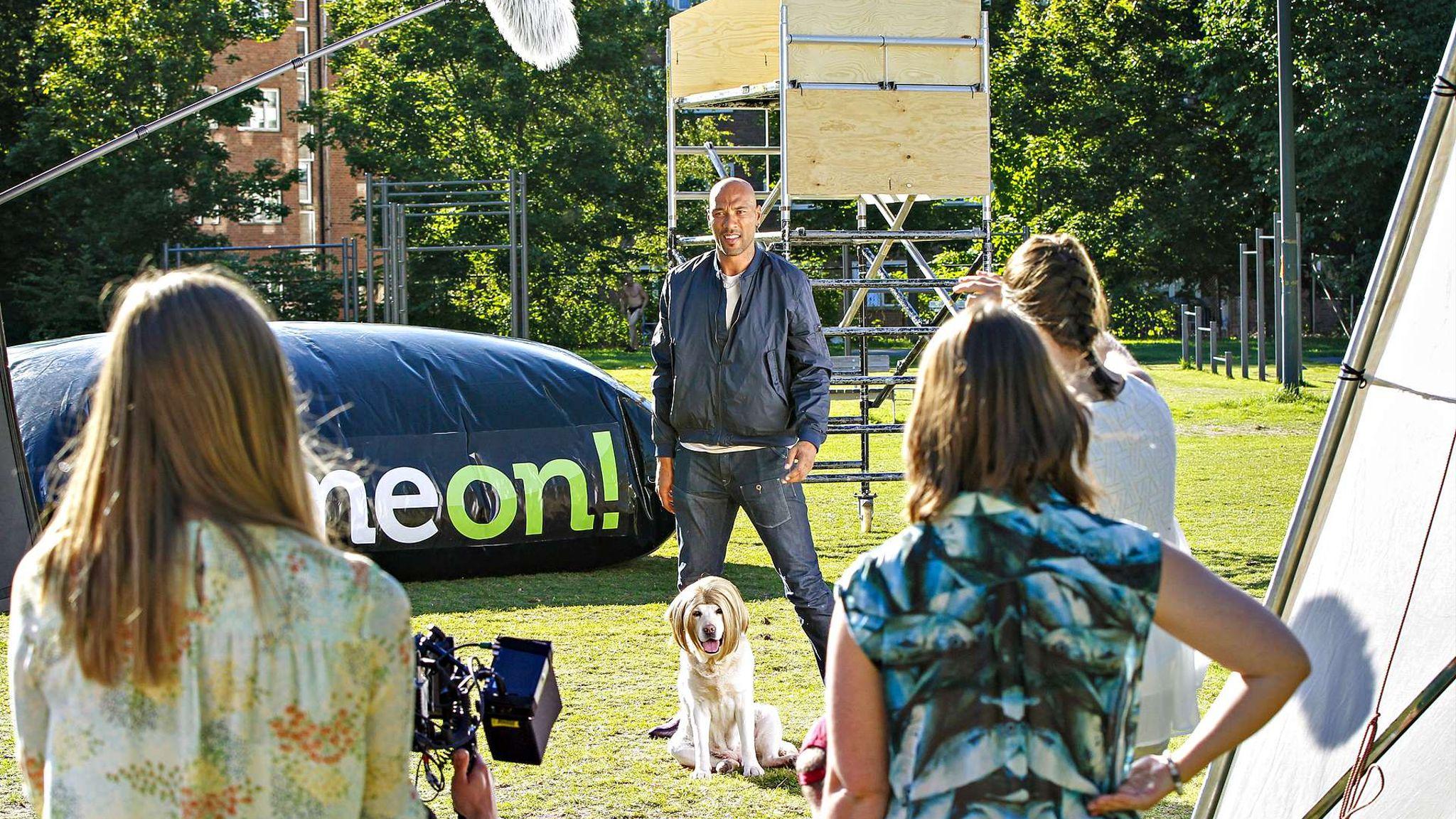 AMBASSADØR: John Carew er ambassadør for spillselskapet ComeOn. Her fra en reklamefilm-innspilling i 2016 i Oslo.