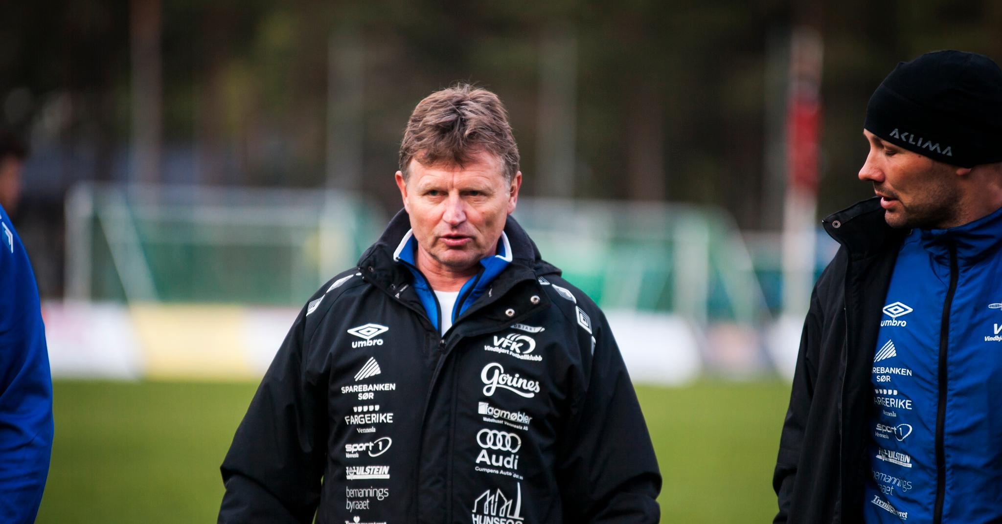 Steinar Skeie har hentet åtte nye spillere til Vindbjart i vinter.