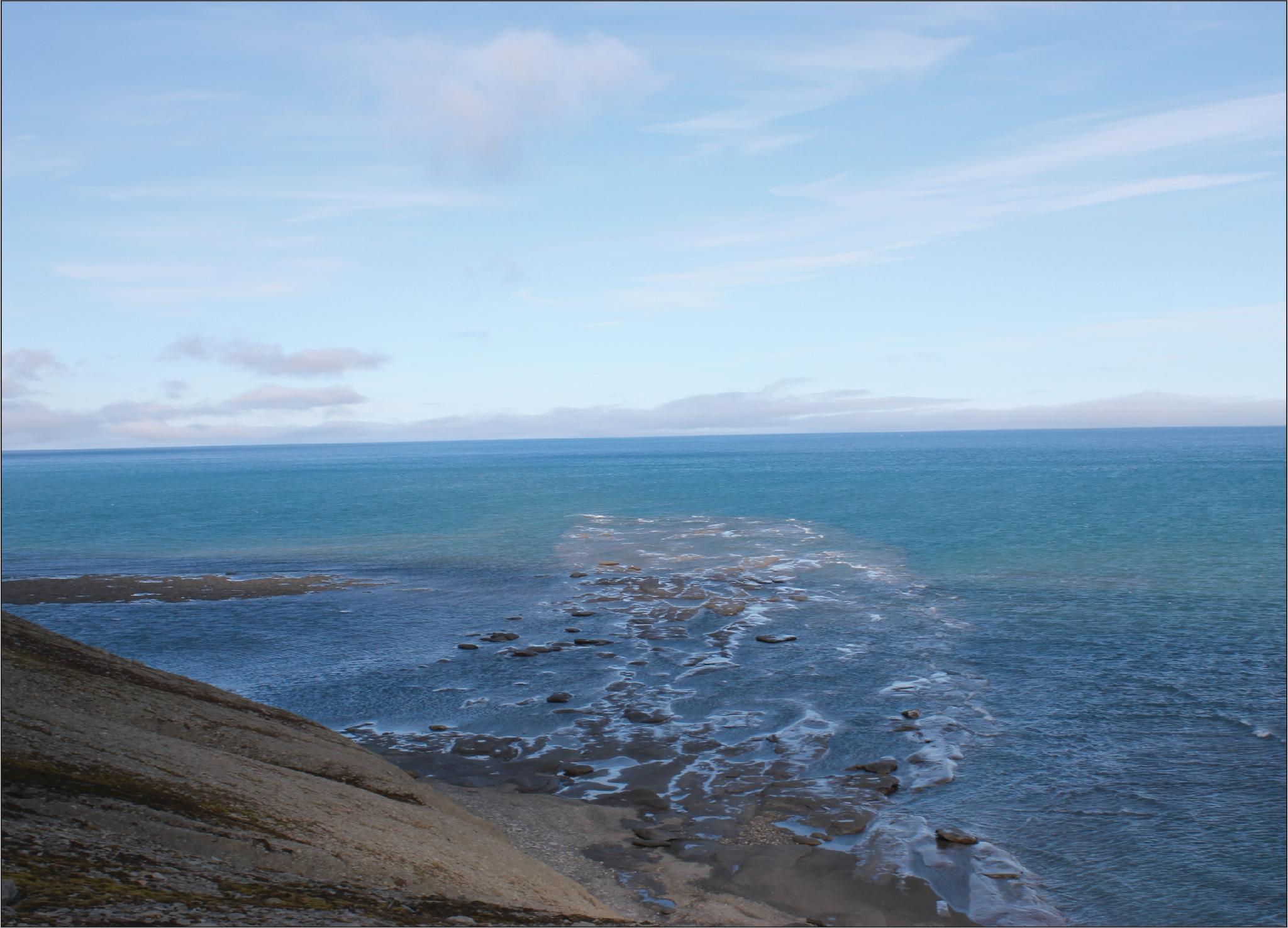 På Hopen på Svalbard ser vi rester av en elv som var en del av historiens største deltaslette i Barentshavet.