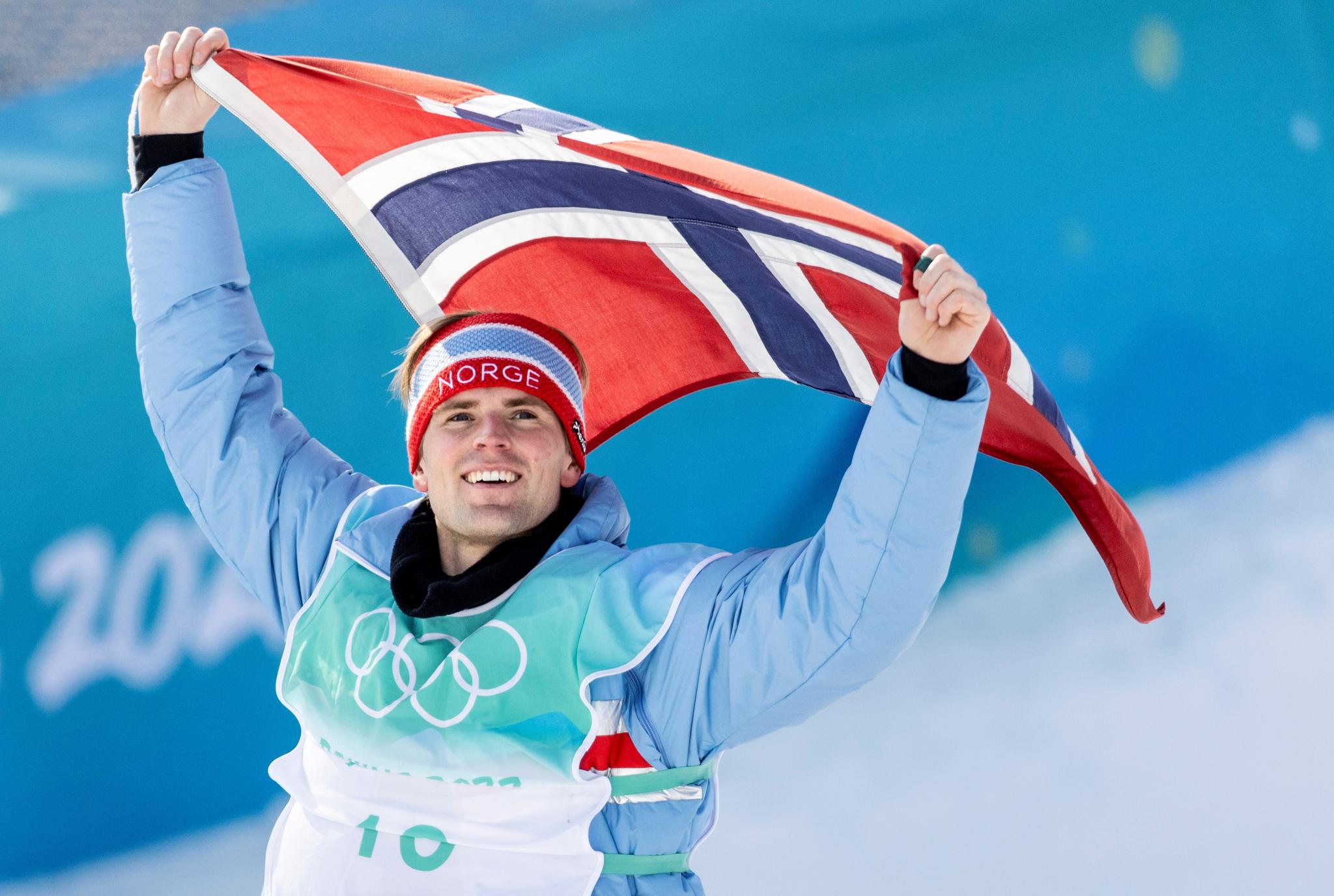 SØLVVINNER: Mons Røisland vant sølvmedalje også i OL i Beijing i fjor.