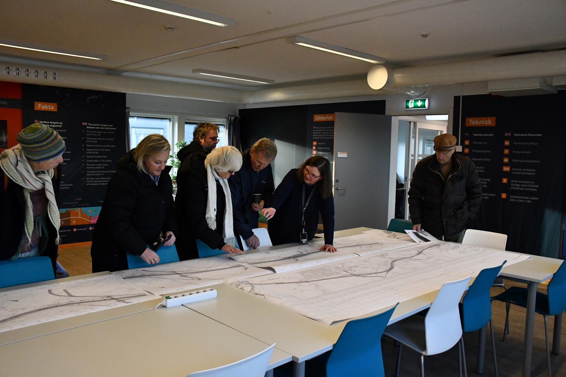 Mange møtte opp da Statens vegvesen hadde åpen kontordag - og har det frem til klokken 21.