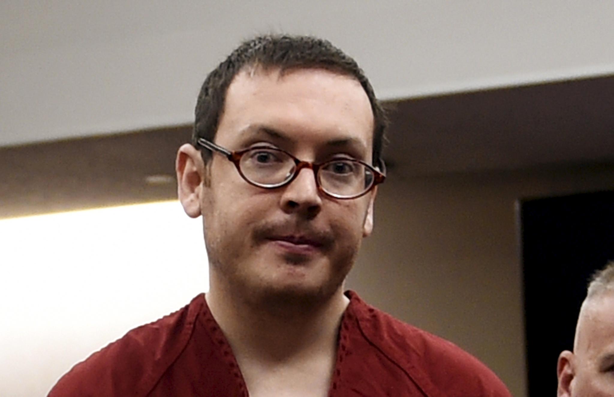  James Holmes ble dømt til fengsel på livstid etter at han drepte 12 i en kino i Aurora.  