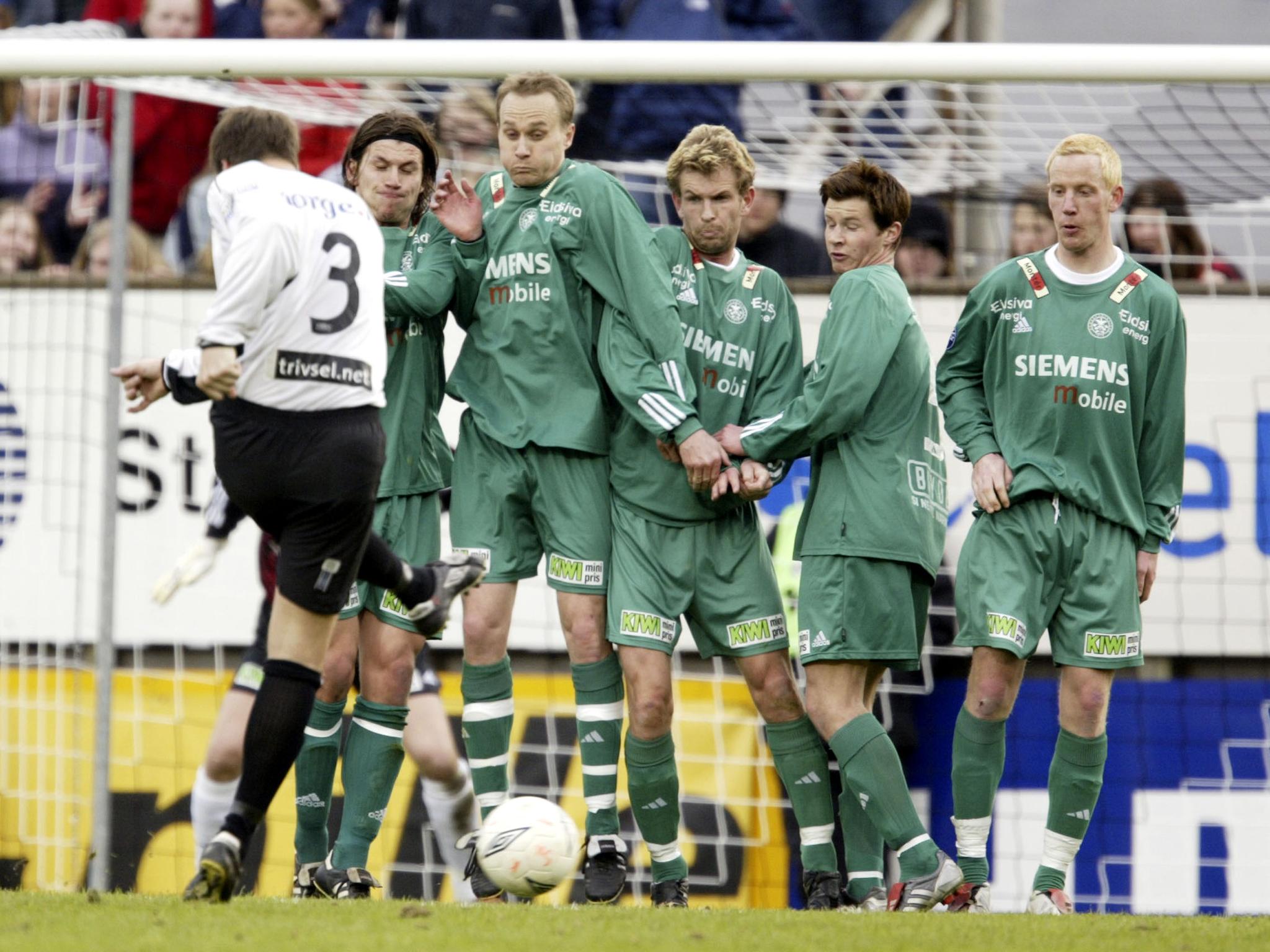 Geir Frigård (nummer to fra venstre) blir assistent for HamKams nye hovedtrener Espen Olsen (til høyre). 