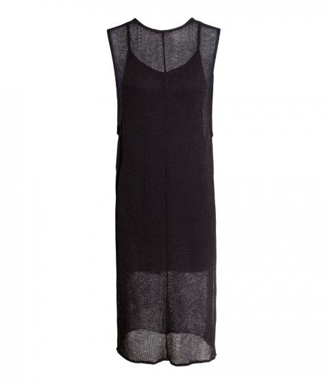 SOMMERSTRIKK: Lett kjole med transparente partier (kr. 150 - før kr. 249/H&M).