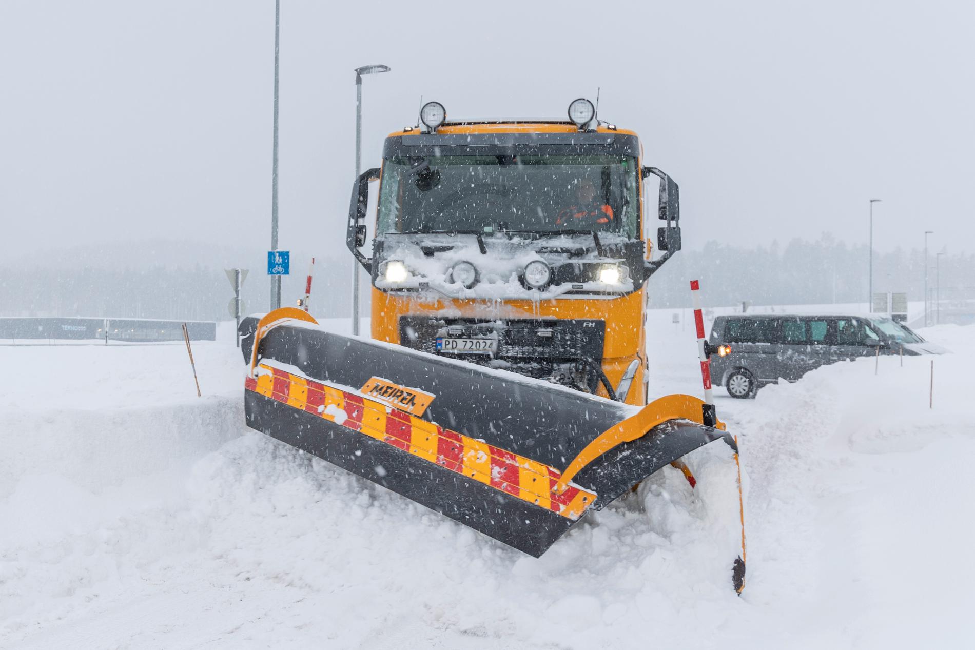 Fram til onsdag kan det komme 40–80 centimeter snø i Agder og Telemark. 