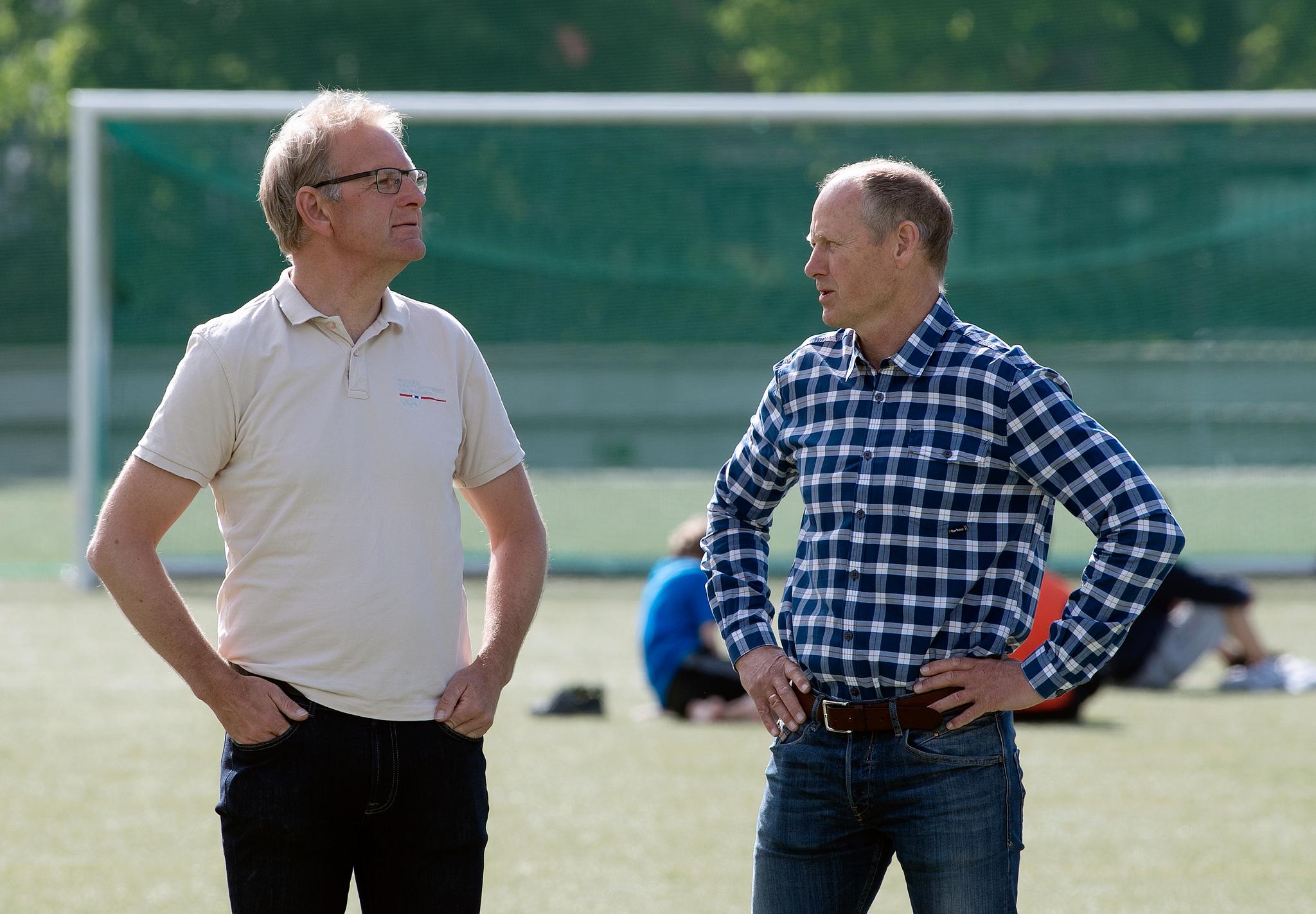 Magne Brekke (t.v.) og Sveinung Oftedal i Oslo idrettskrets stusser over måten kretsen ble kalt inn til møte med idrettspresidenten, etter å ha ytret seg i media.