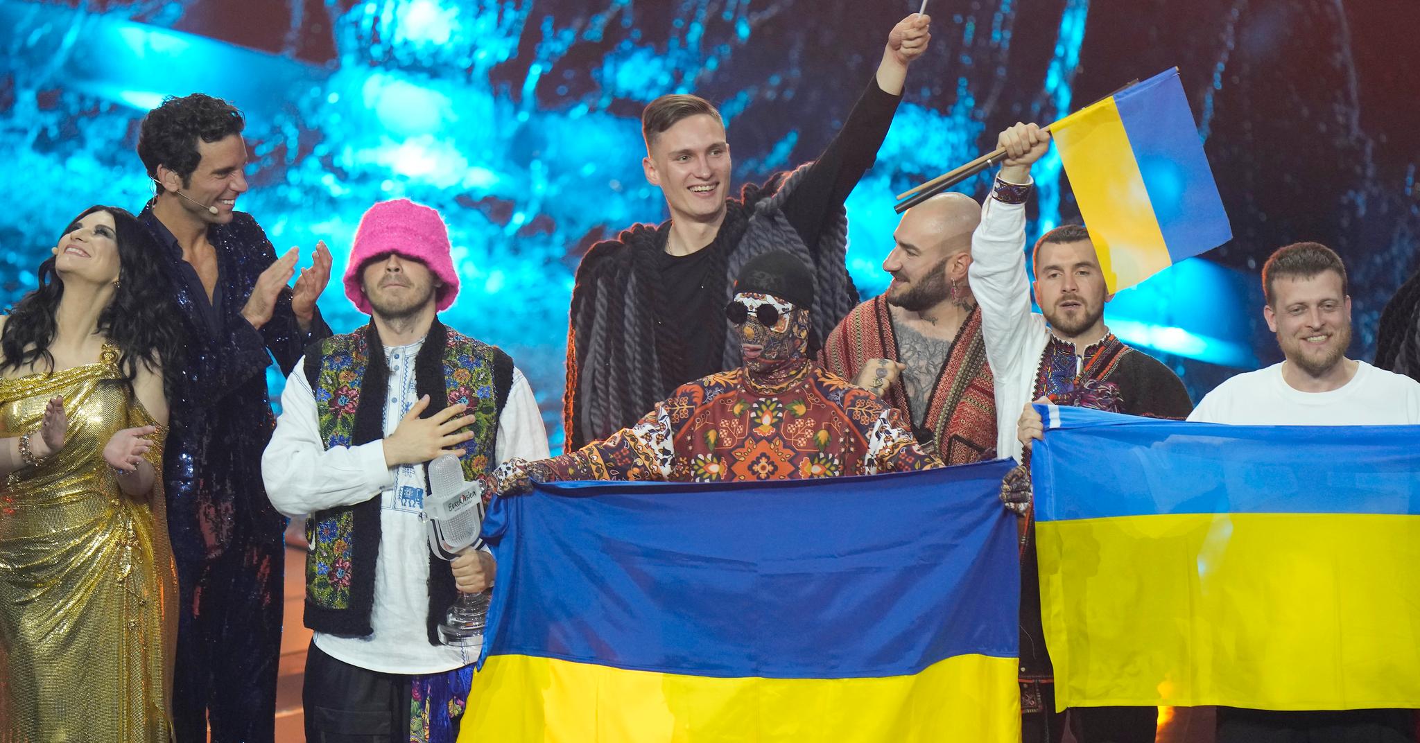Storfavoritten innfridde: Løftet av folkestemmene gikk Kalush Orchestra til topps i årets Eurovision.
