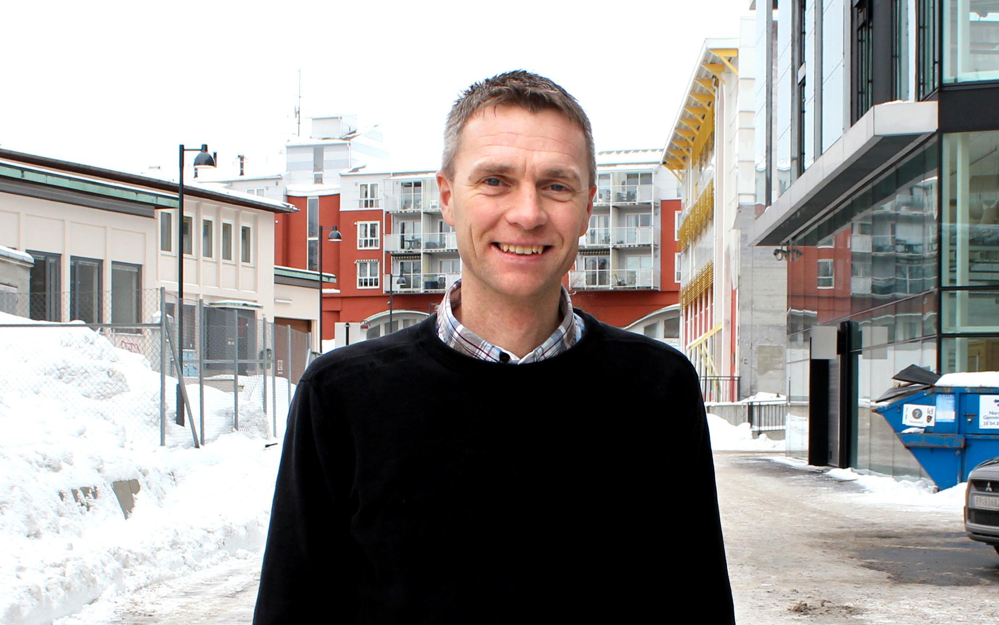 Jarle Ausland er tidligere landslagstrener i orientering, og nå langrennstrener i Oddersjaa.