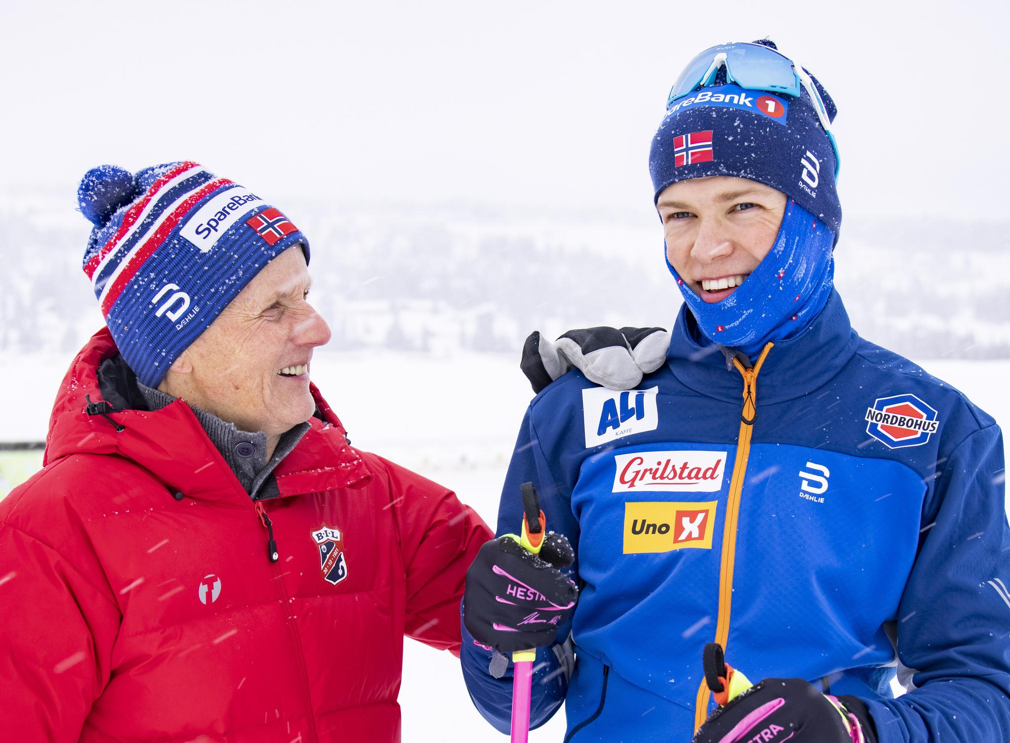 GULLDUO: Kåre Høsflot med Johannes Høsflot Klæbo på Skeikampen før VM.