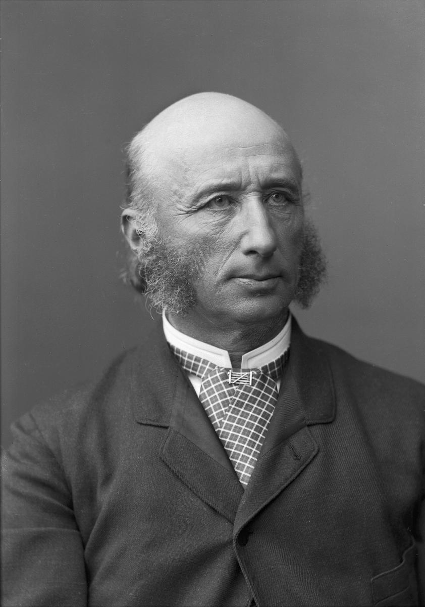 Bildet fra 1885 tyder på at Thomas Heftye var en viljefast og rolig konsul, bankier og friluftspioner.