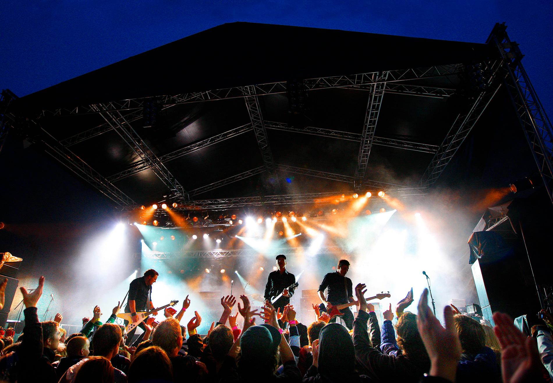 Skambankt i aksjon på Pulpit Rock Festival i Bjergstedparken i 2007. Festivalen gikk konkurs året etter.