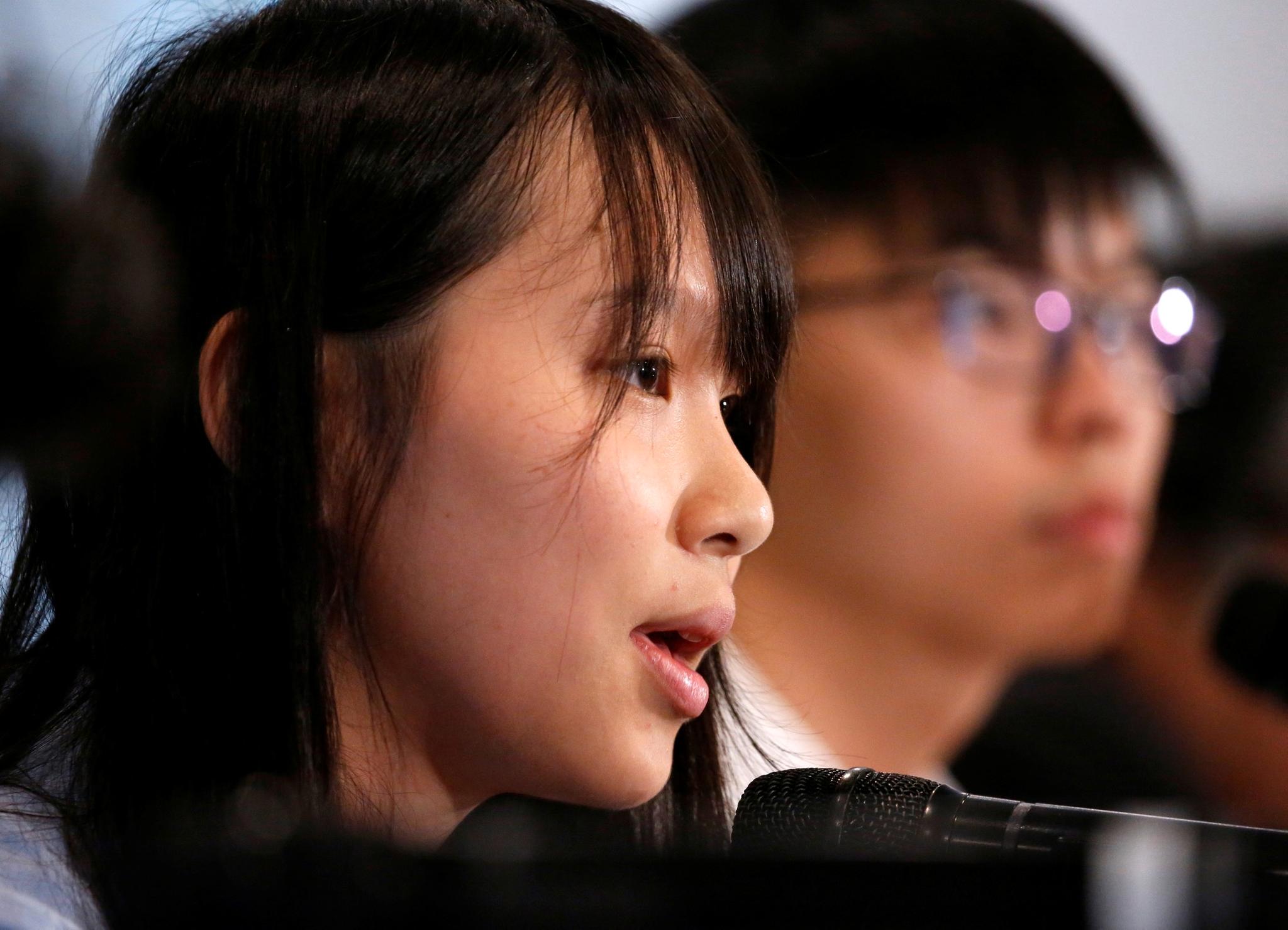 Agnes Chow, en av Demosisto-partiets ledere og fremtredende aktivist fra paraplyrevolusjonen, besøkte Japan sammen med Joshua Wong i juni.