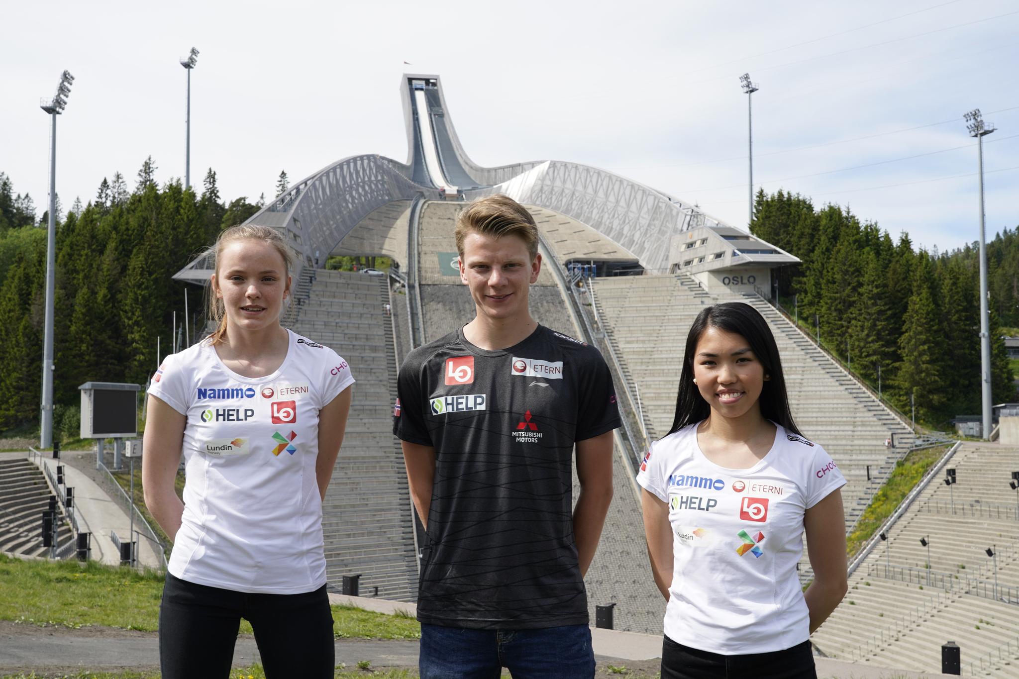 Eirin Kvandal (18), Anders Håre (20) og Thea Minyan Bjørseth (16) er tatt ut på årets hopplandslag. 