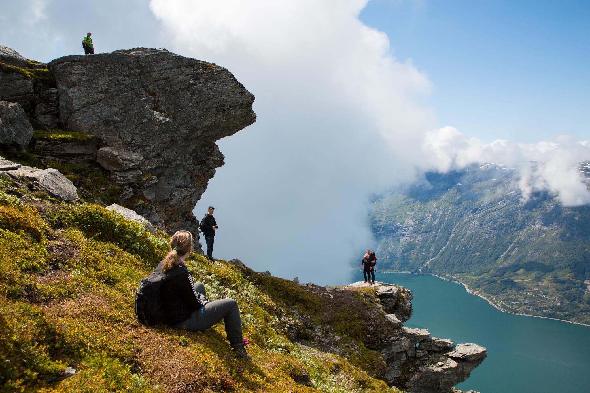 Planer om å gå i den norske fjellheimen i sommer? Her er nordmenns fjellfavoritter.