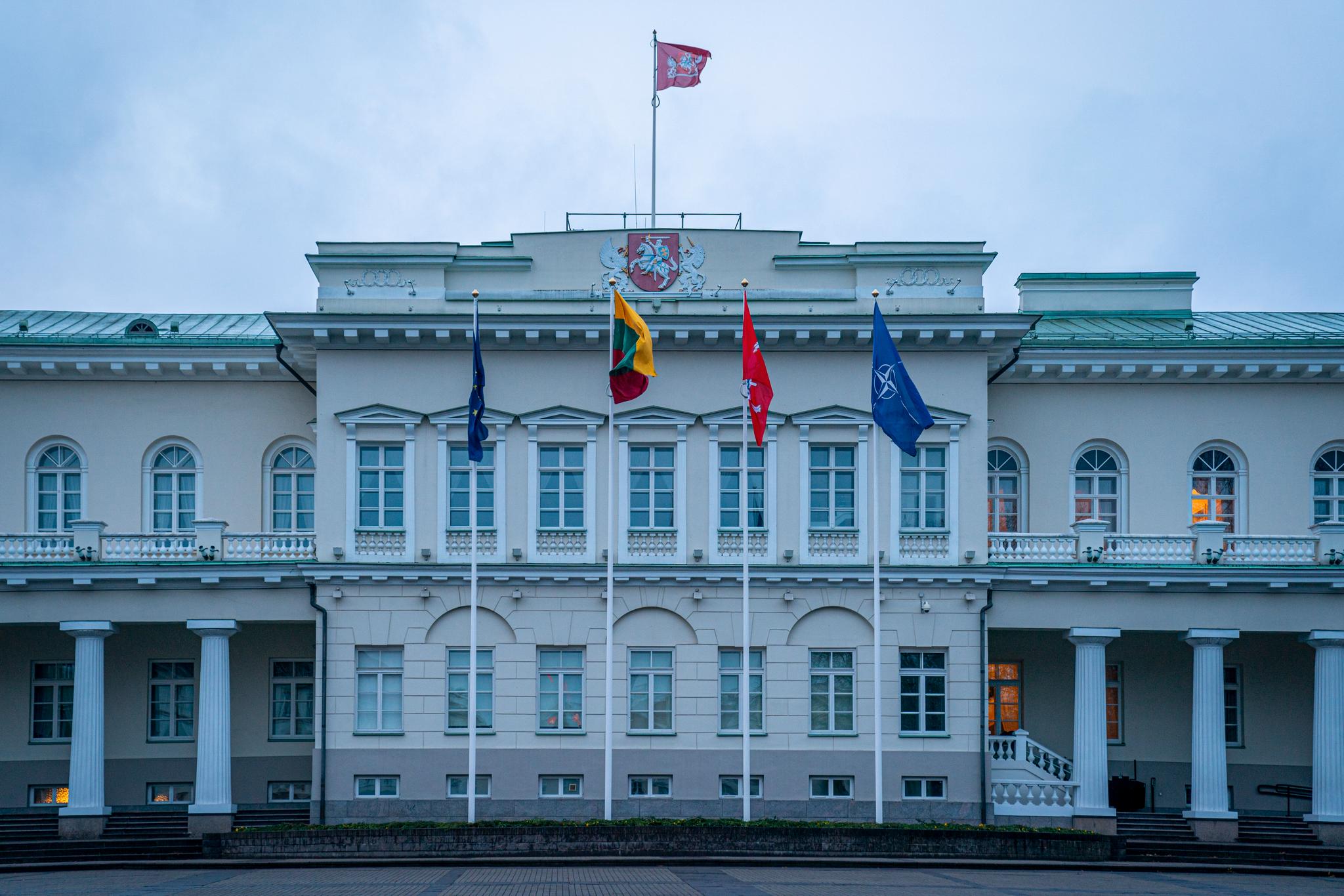 Litauens presidentpalass i Vilnius, der president Gitanas Nauseda har benådet de to spiondømte russerne Nikolaj Filiptsjenko og Sergej Moisejenko, som inngikk i en utvekslingsavtale om Frode Berg. 