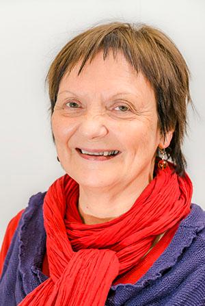 Forfatter Inga Ravna Eira har gitt ut lyrikk, noveller og barnebøker på nordsamisk.