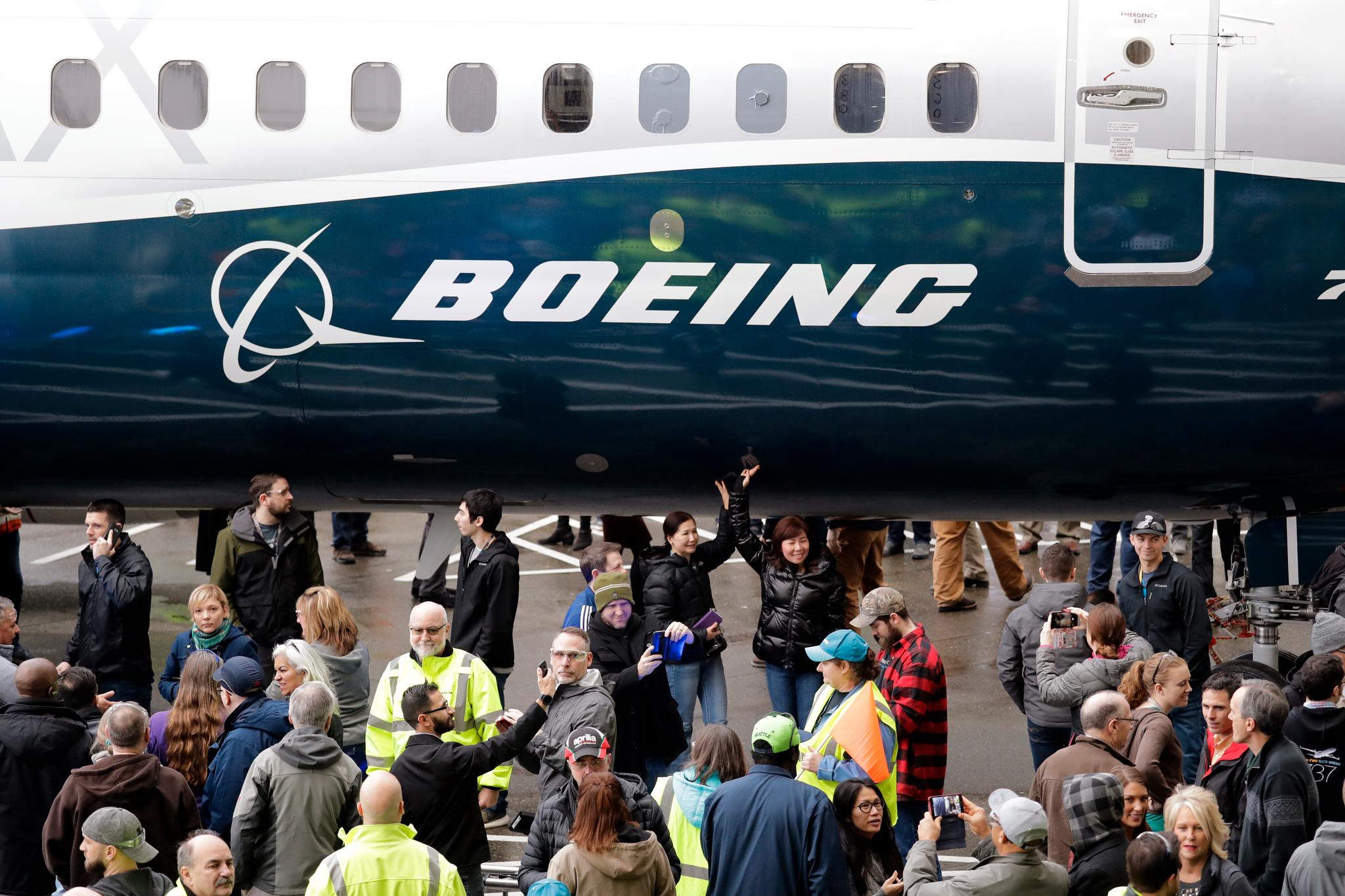 Boeing vil gi 100 millioner dollar, om lag 858 millioner norske kroner, til de etterlatte etter de to ulykkene med 737 MAX-fly i Etiopia og Indonesia. 