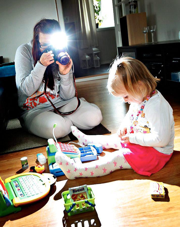 Mammablogger Malin Hammergård med datteren Jenny.
