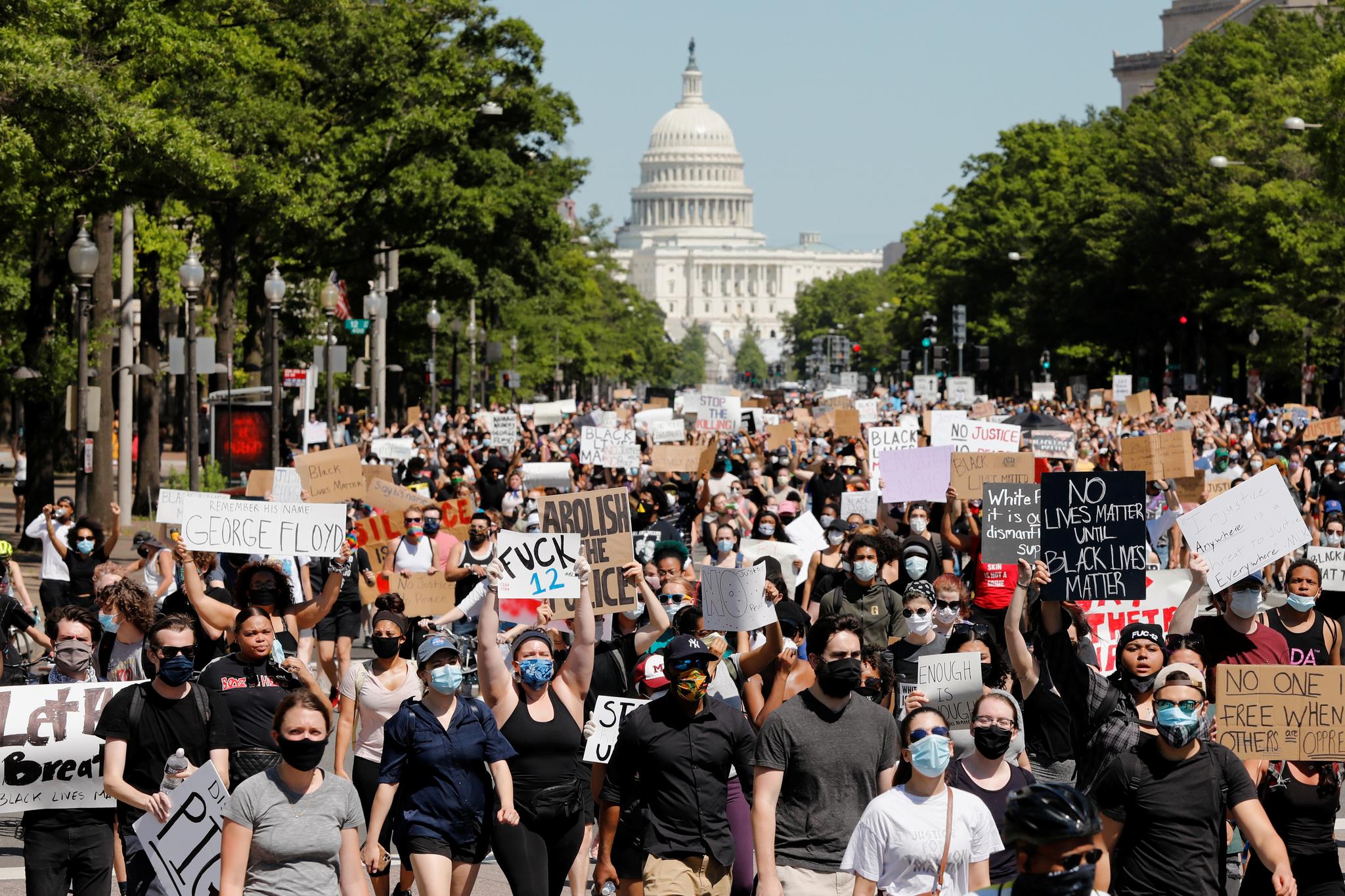 Store demonstrasjoner i Washington DC.